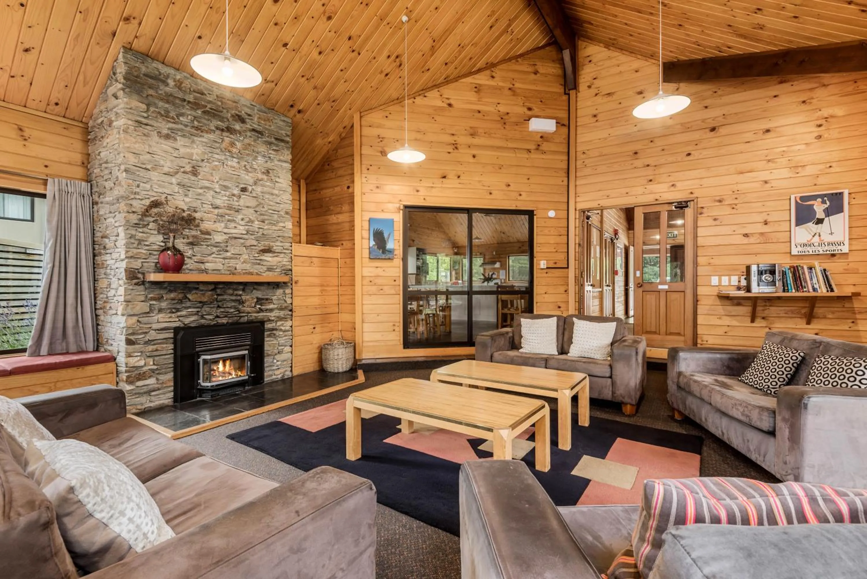 Living room in Altamont Lodge