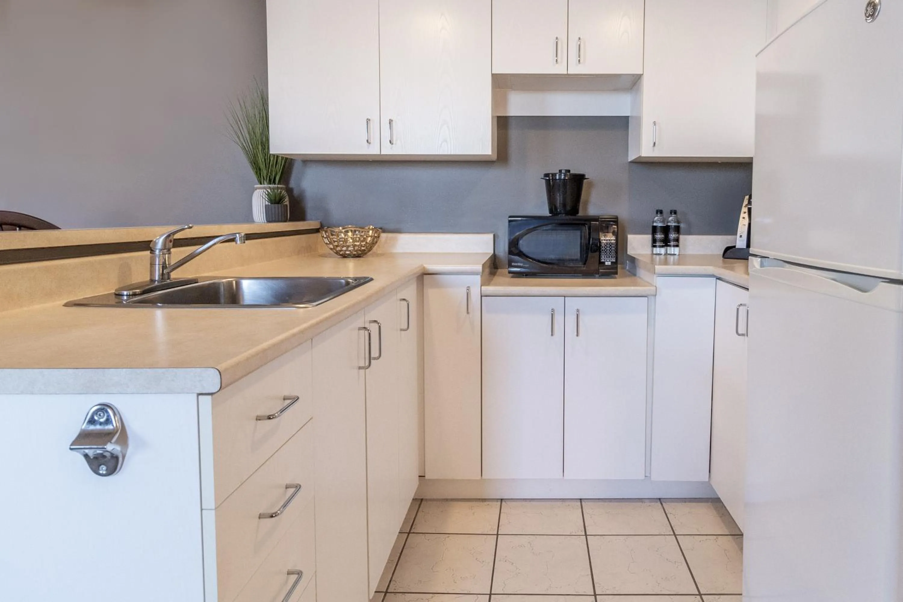 Kitchen or kitchenette in Hotel Faubourg Montreal Centre-Ville Downtown