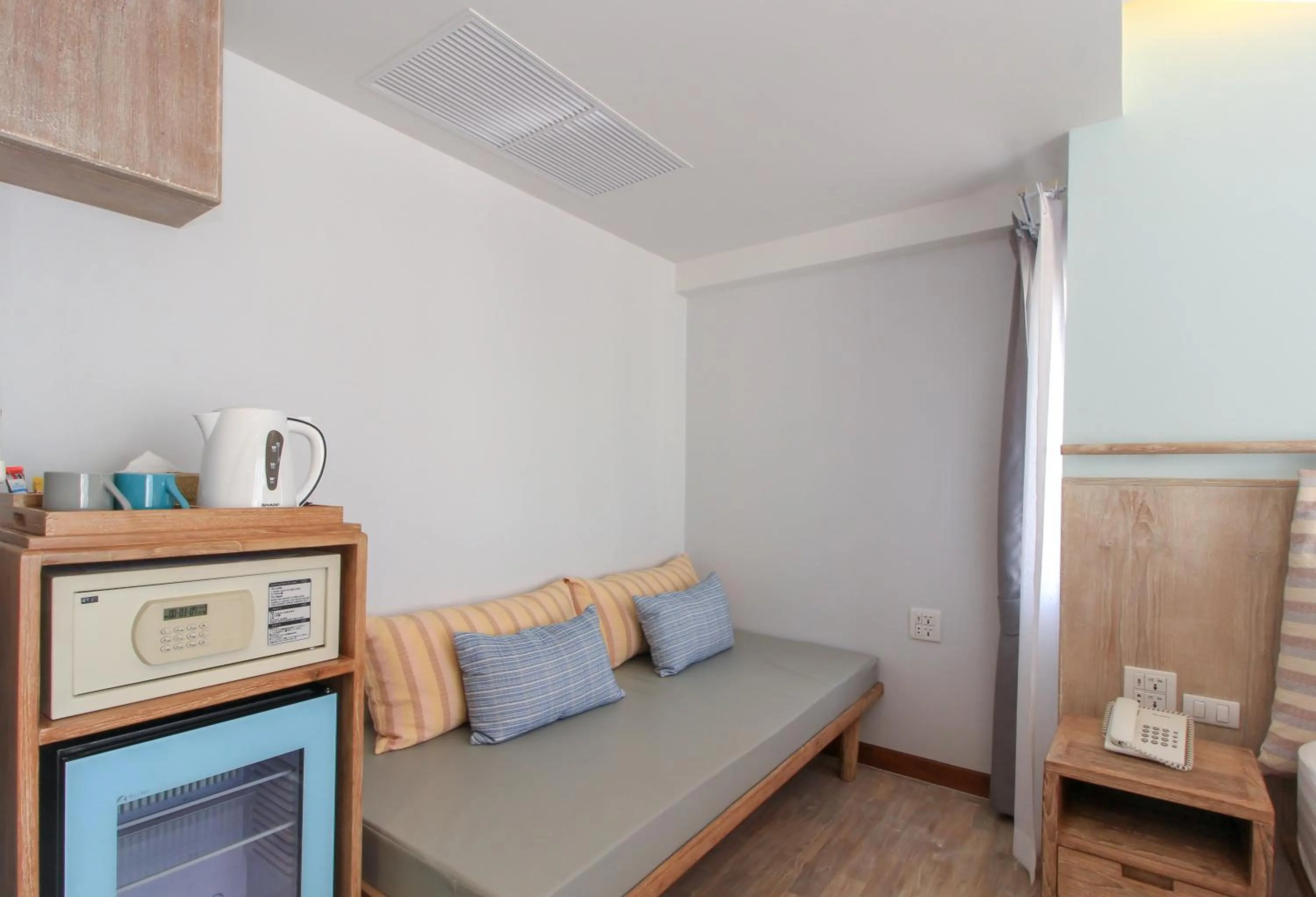 Coffee/tea facilities, Bed in Pastell Oldtown Chiang Mai