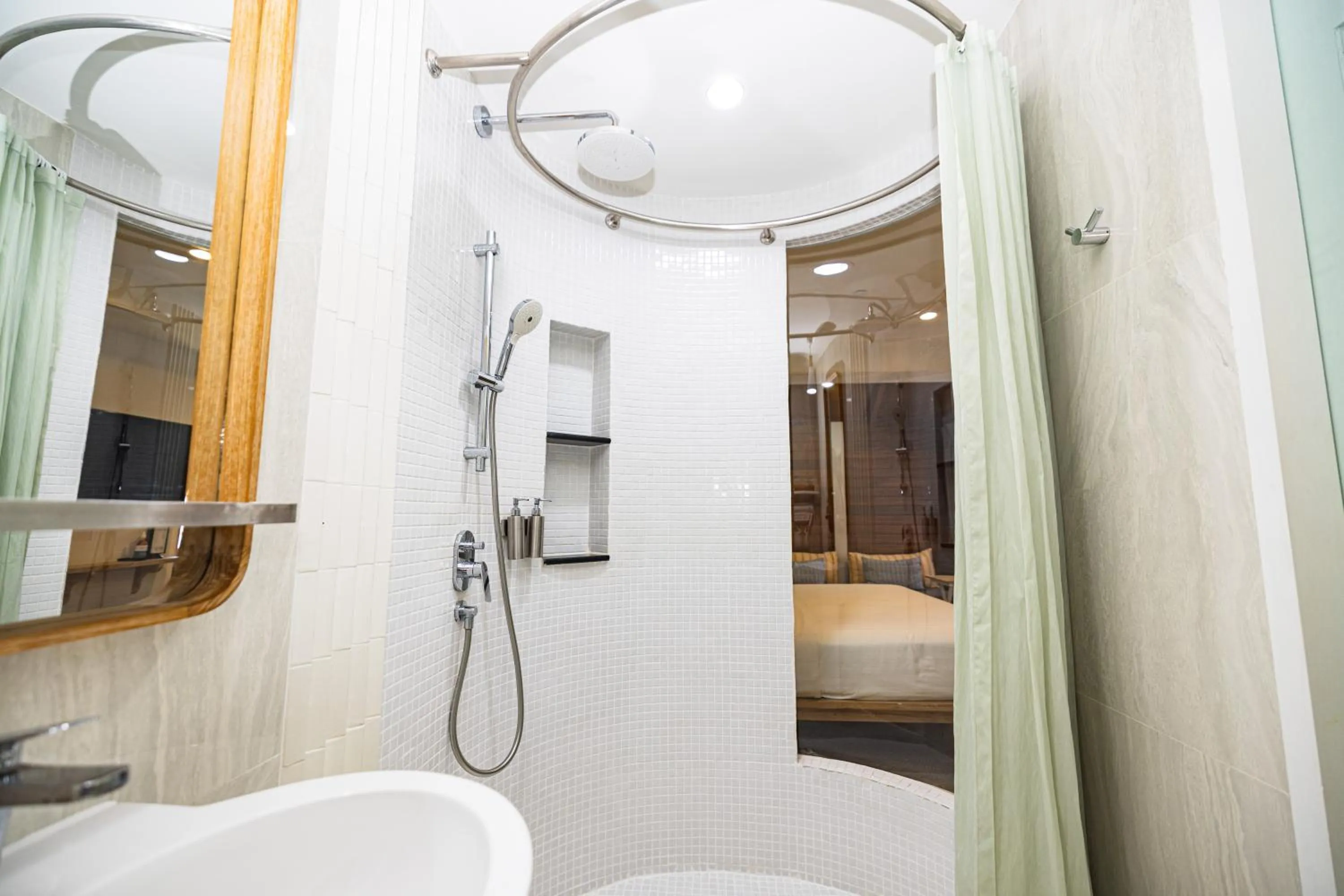 Bathroom in Pastell Oldtown Chiang Mai