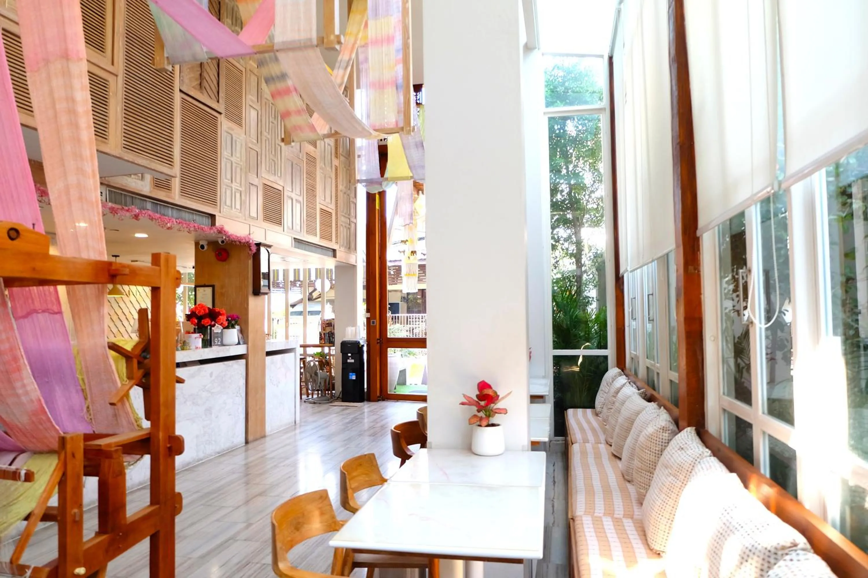 Lobby or reception in Pastell Oldtown Chiang Mai