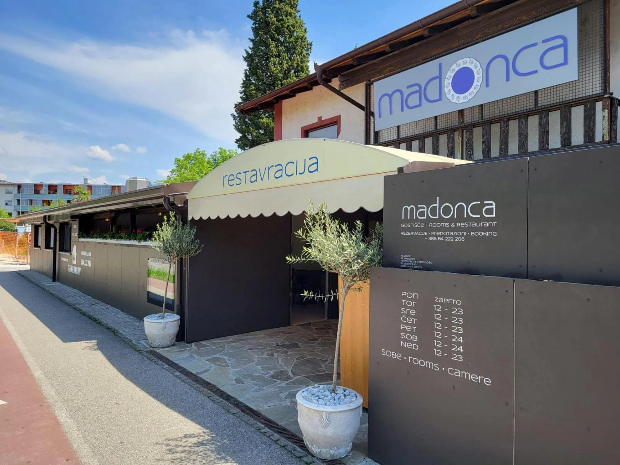 Restaurant/places to eat in Vila Burbonka