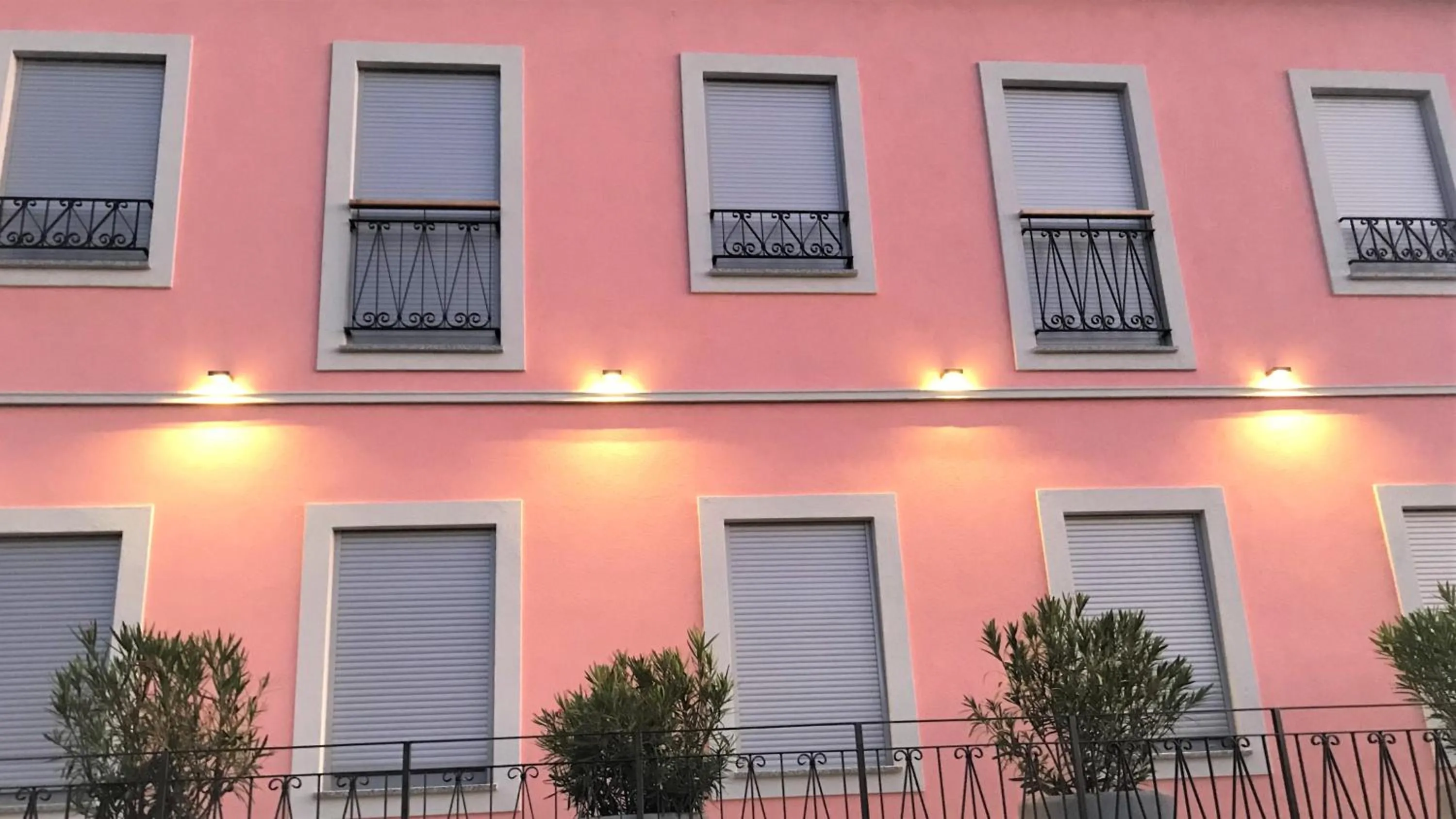 Property building in Vila Burbonka