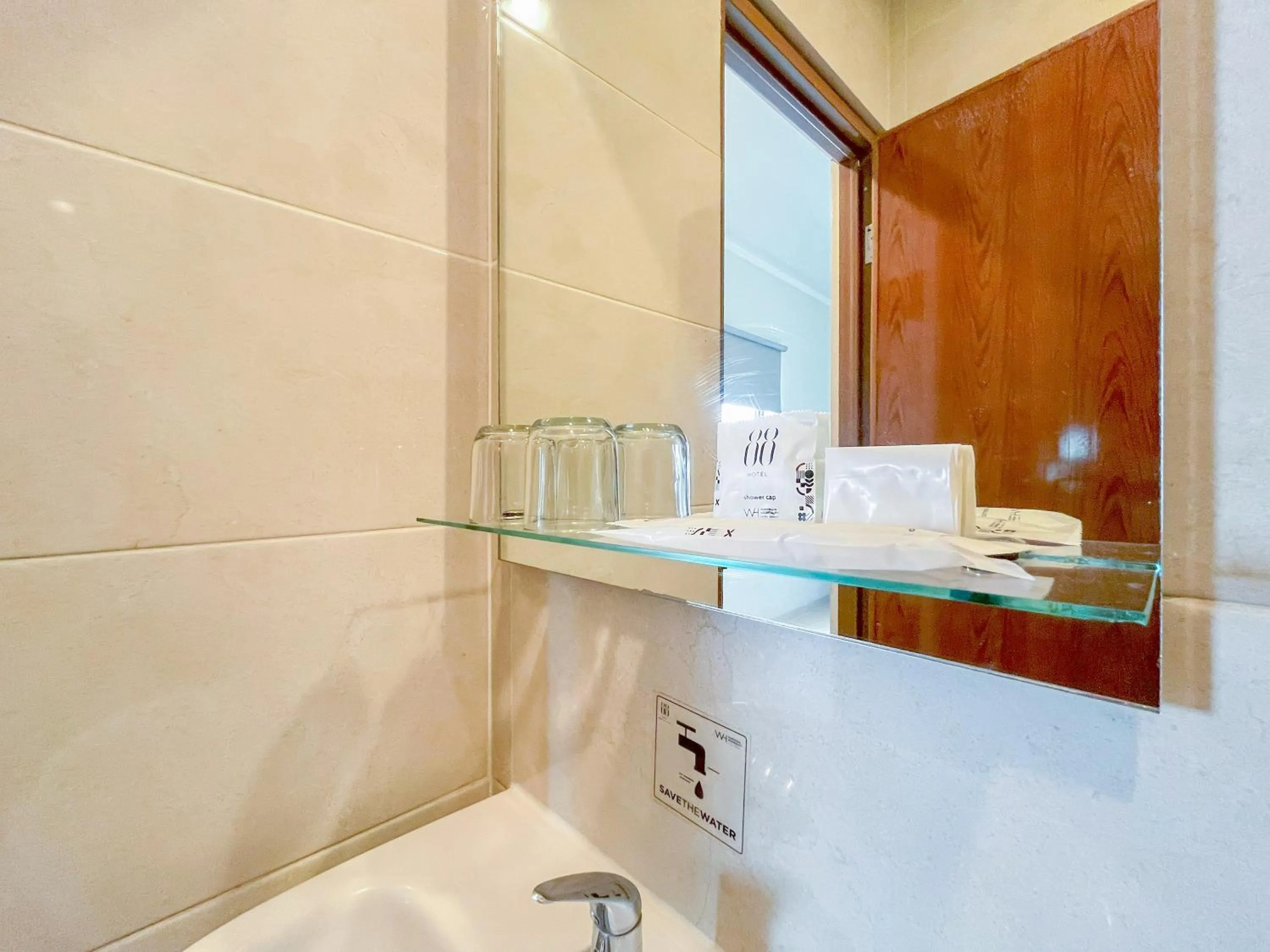 Bathroom in Hotel 88 Embong Kenongo - Kayun By WH
