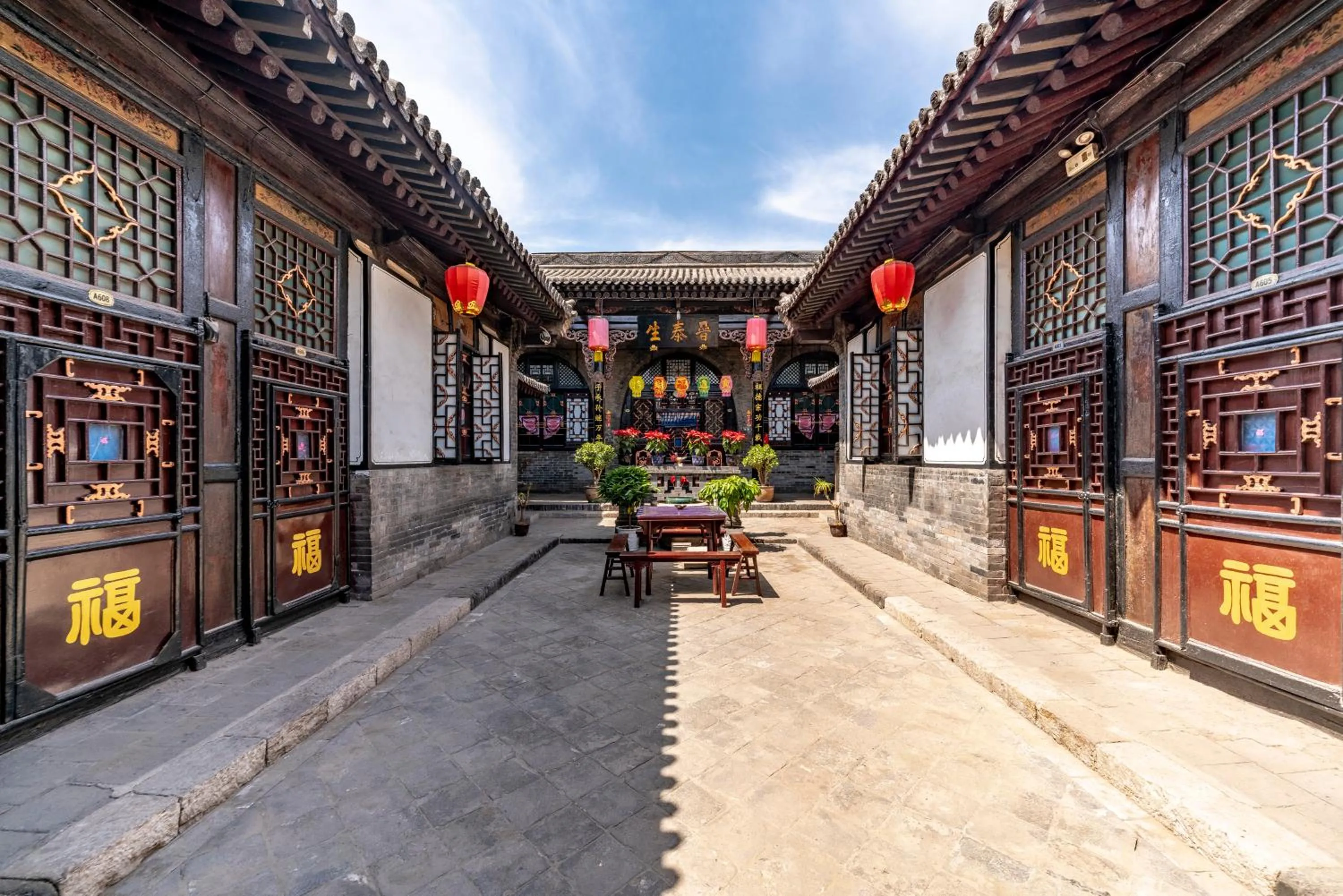 Property building in Pingyao Ji Family Courtyard Inn