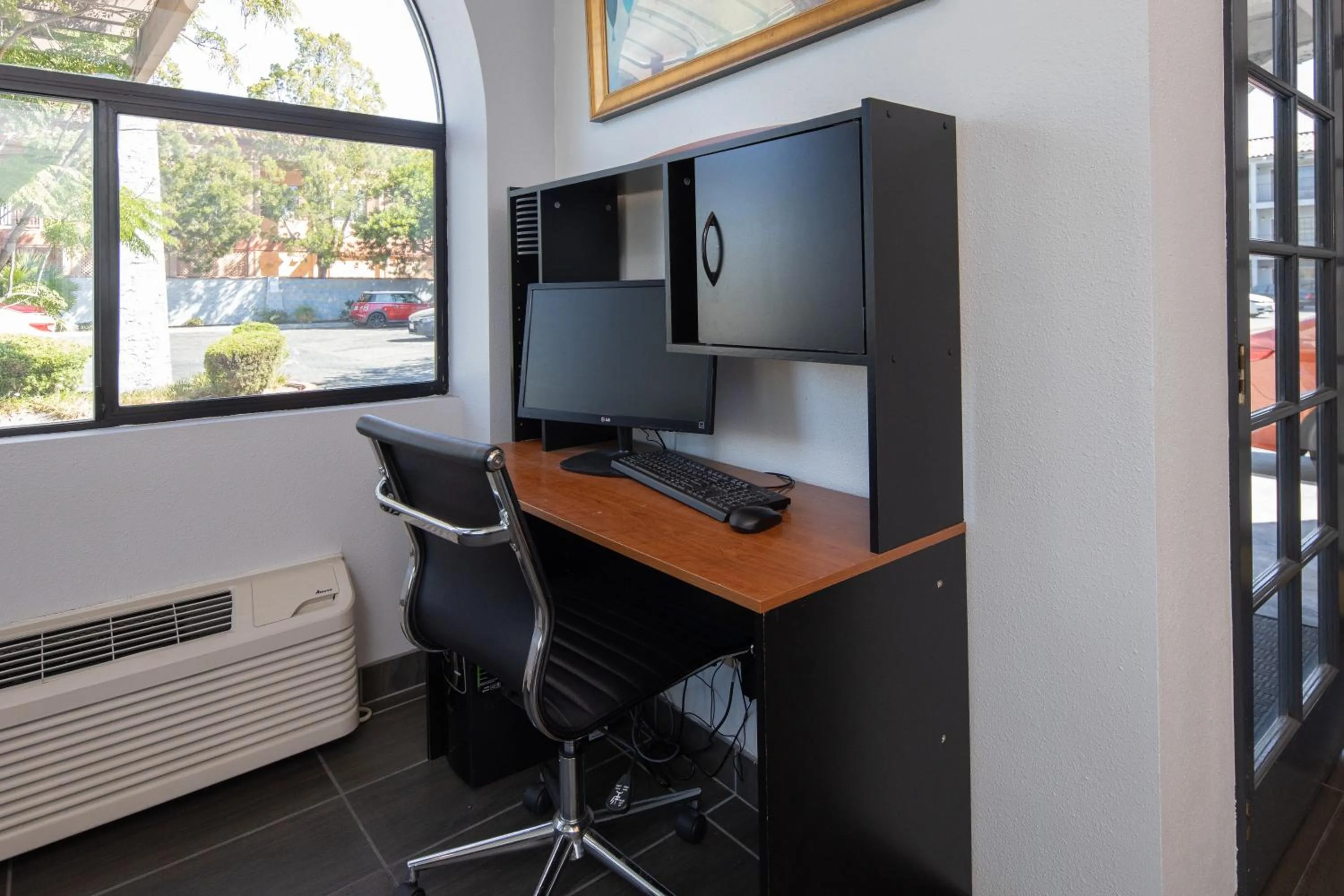 Business facilities in Rodeway Inn Milpitas near Great Mall