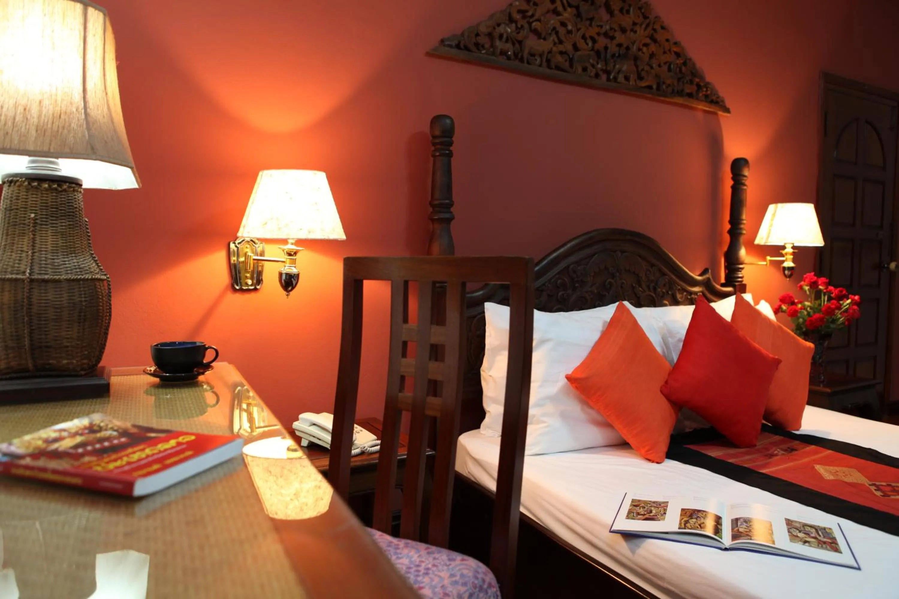 Bed in Chandara Boutique Hotel