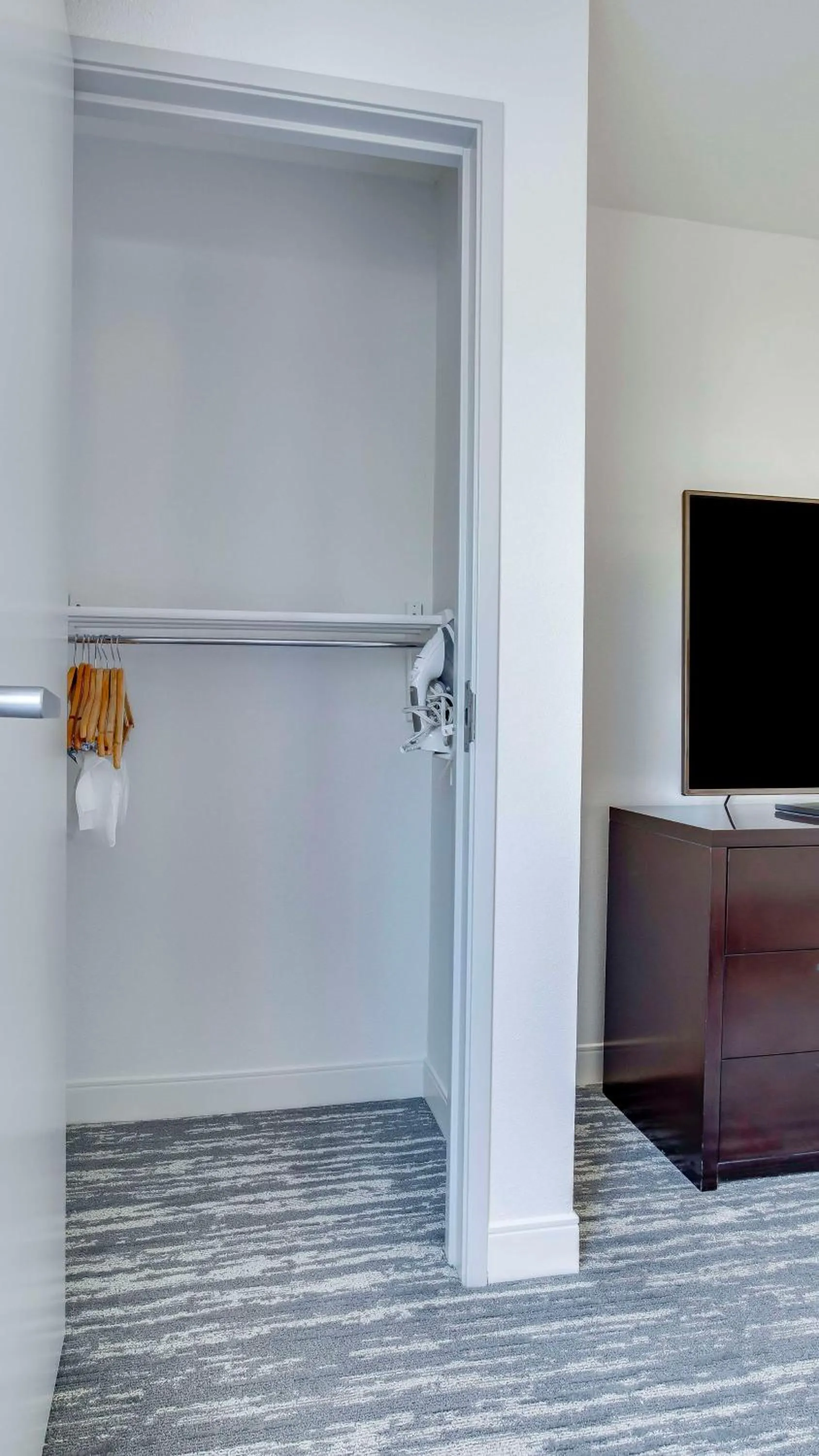 Photo of the whole room in Embassy Suites by Hilton Louisville East