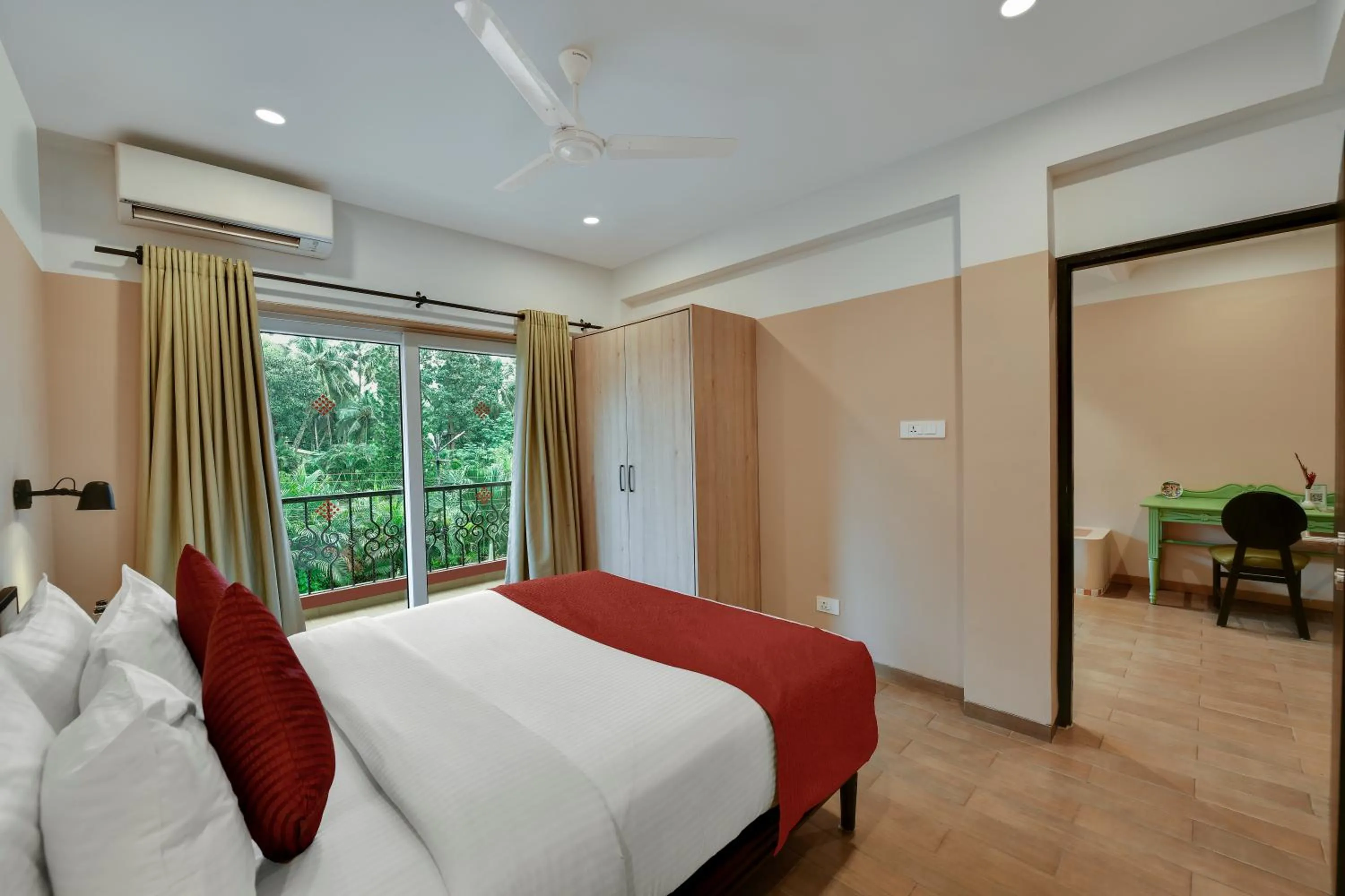 Bed in Jasminn Hotel - AM Hotel Kollection