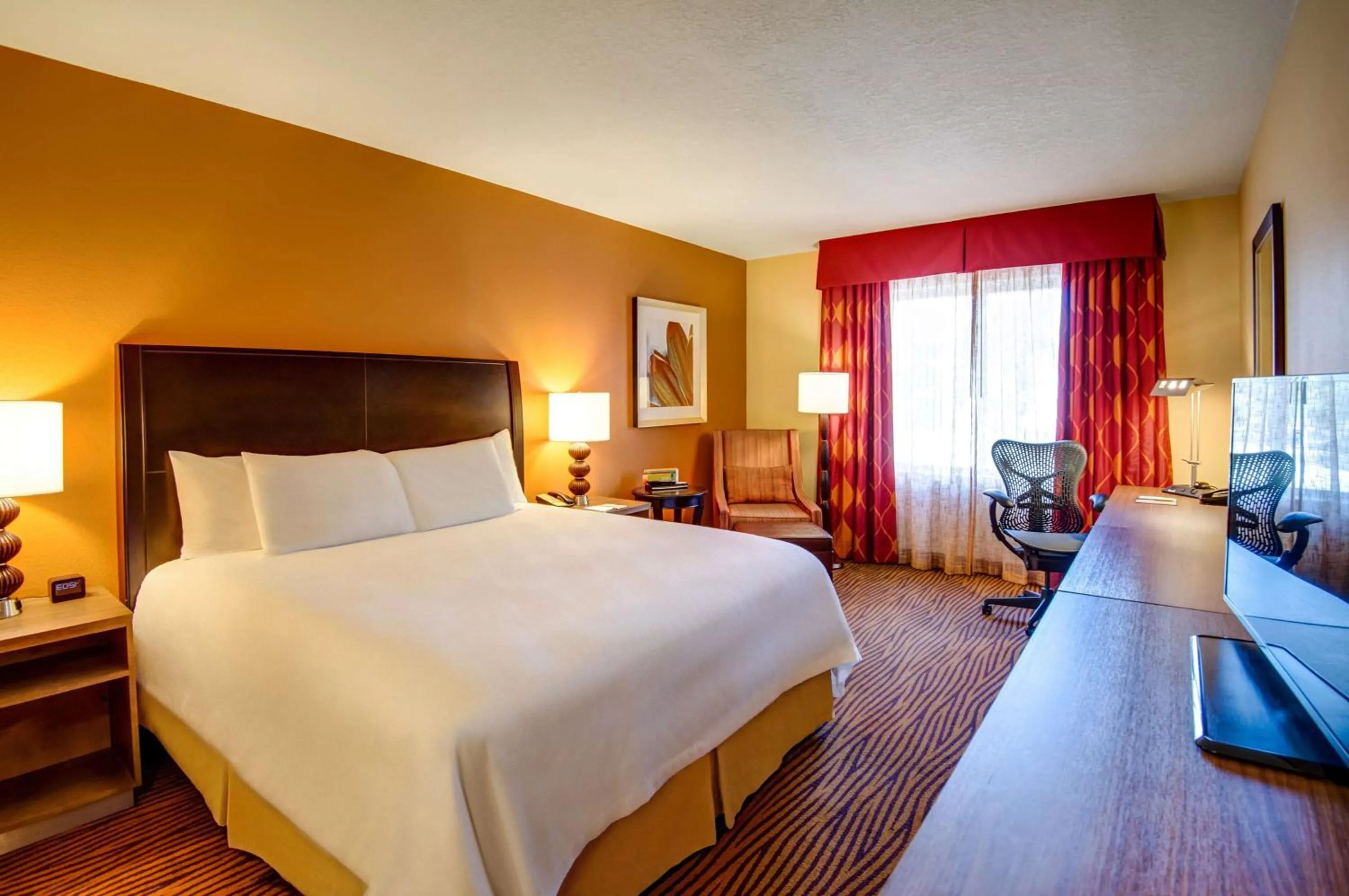 Bed in Hilton Garden Inn Tampa Ybor Historic District