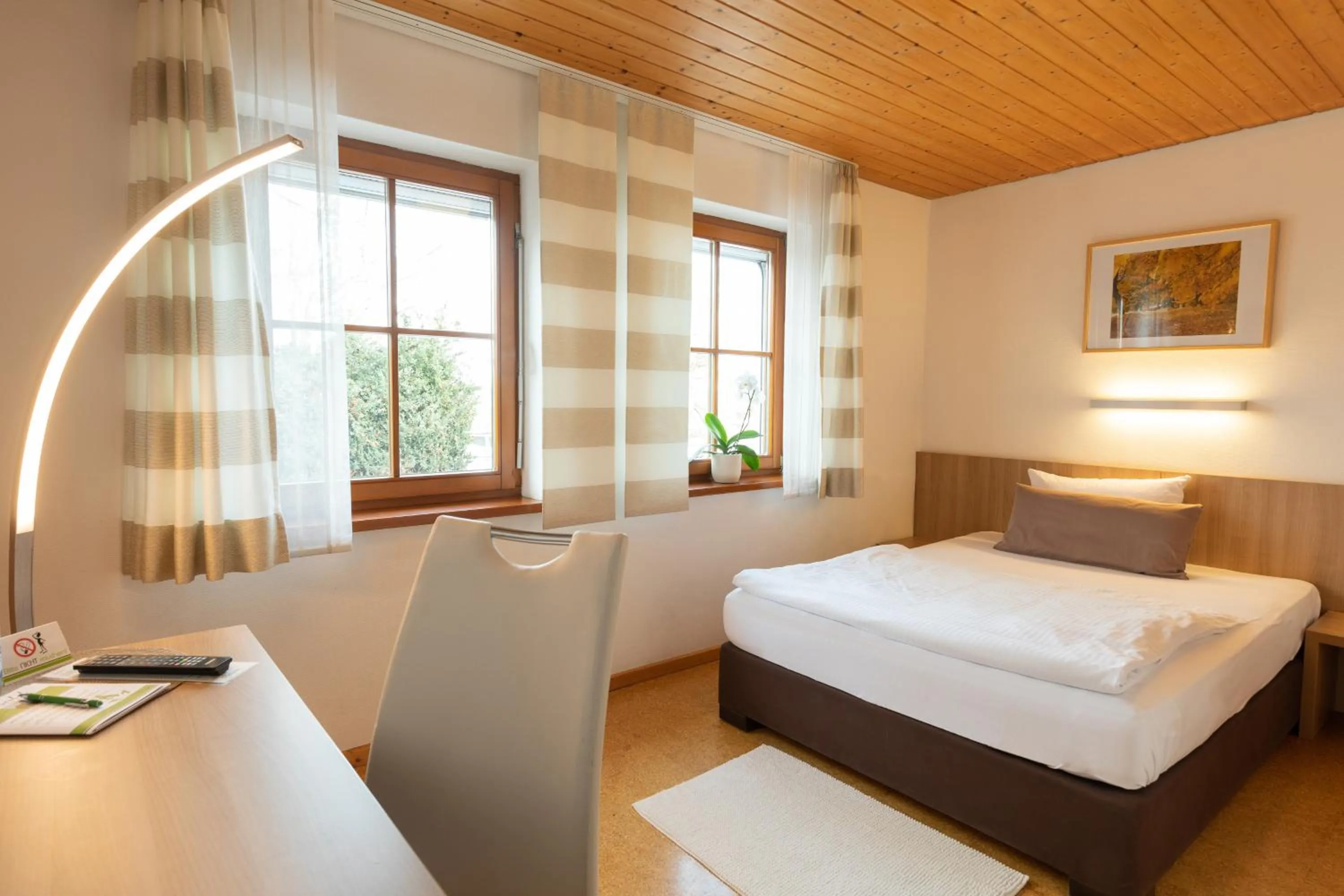 Bedroom, Bed in Landhotel Oßwald