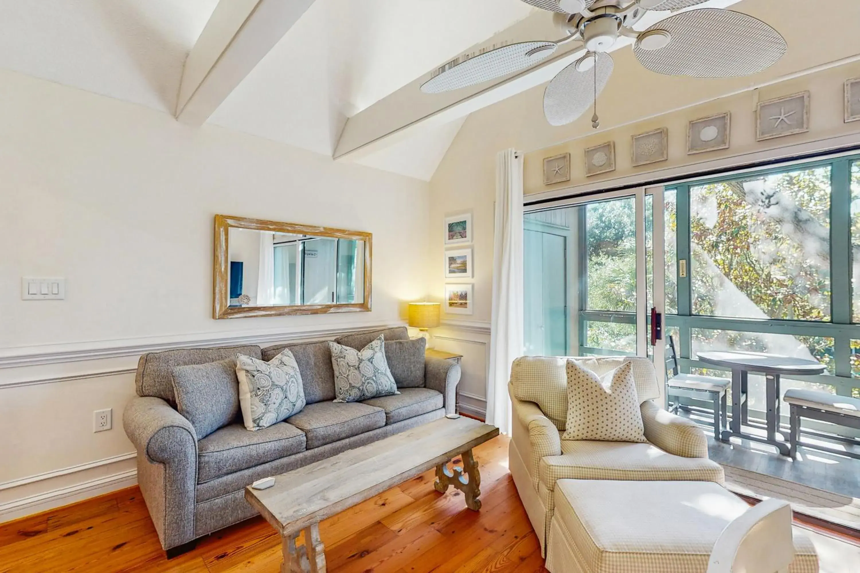 Courtside 1412 Courtside 1412