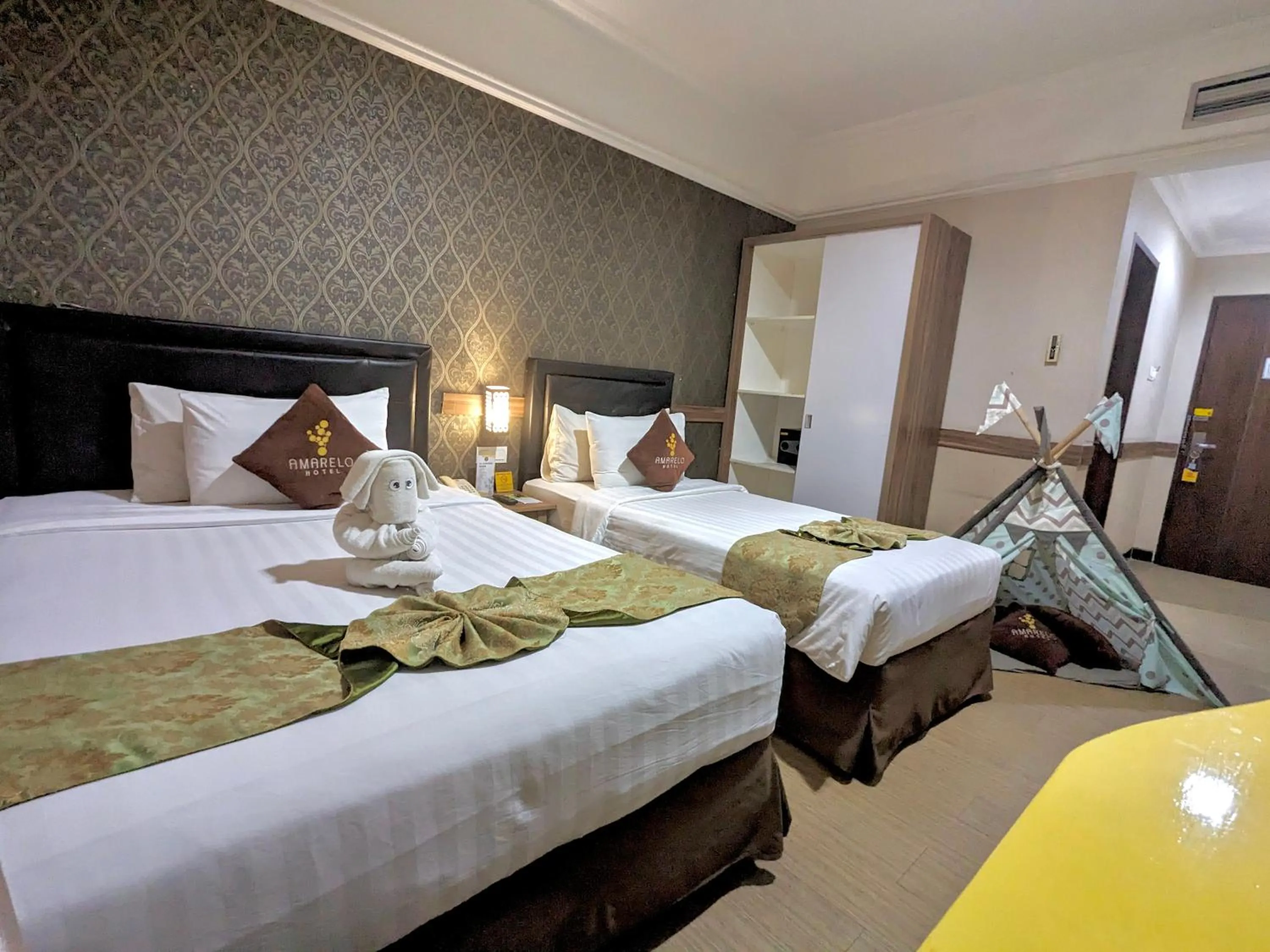 Bed in Amarelo Hotel Solo