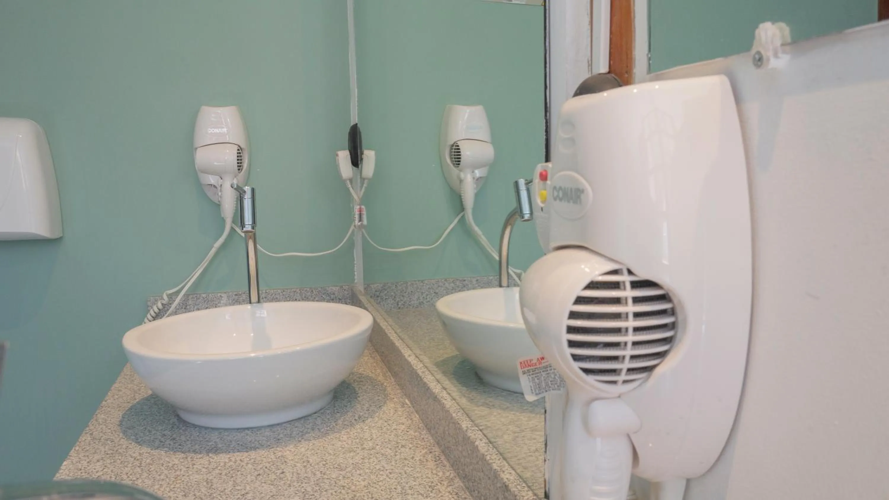 hair dryier in Boutique Hotel in Quito Hotel Casona 1914