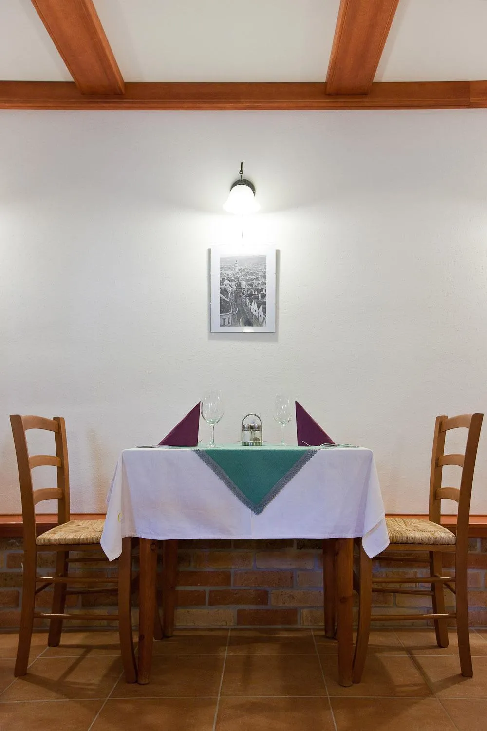 Restaurant/places to eat in Villa Sakura Panzió