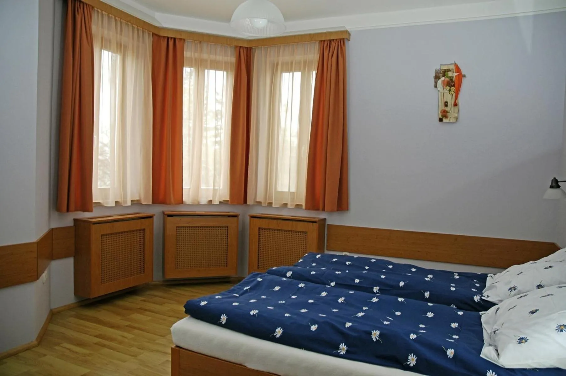 Day, Bed in Villa Sakura Panzió