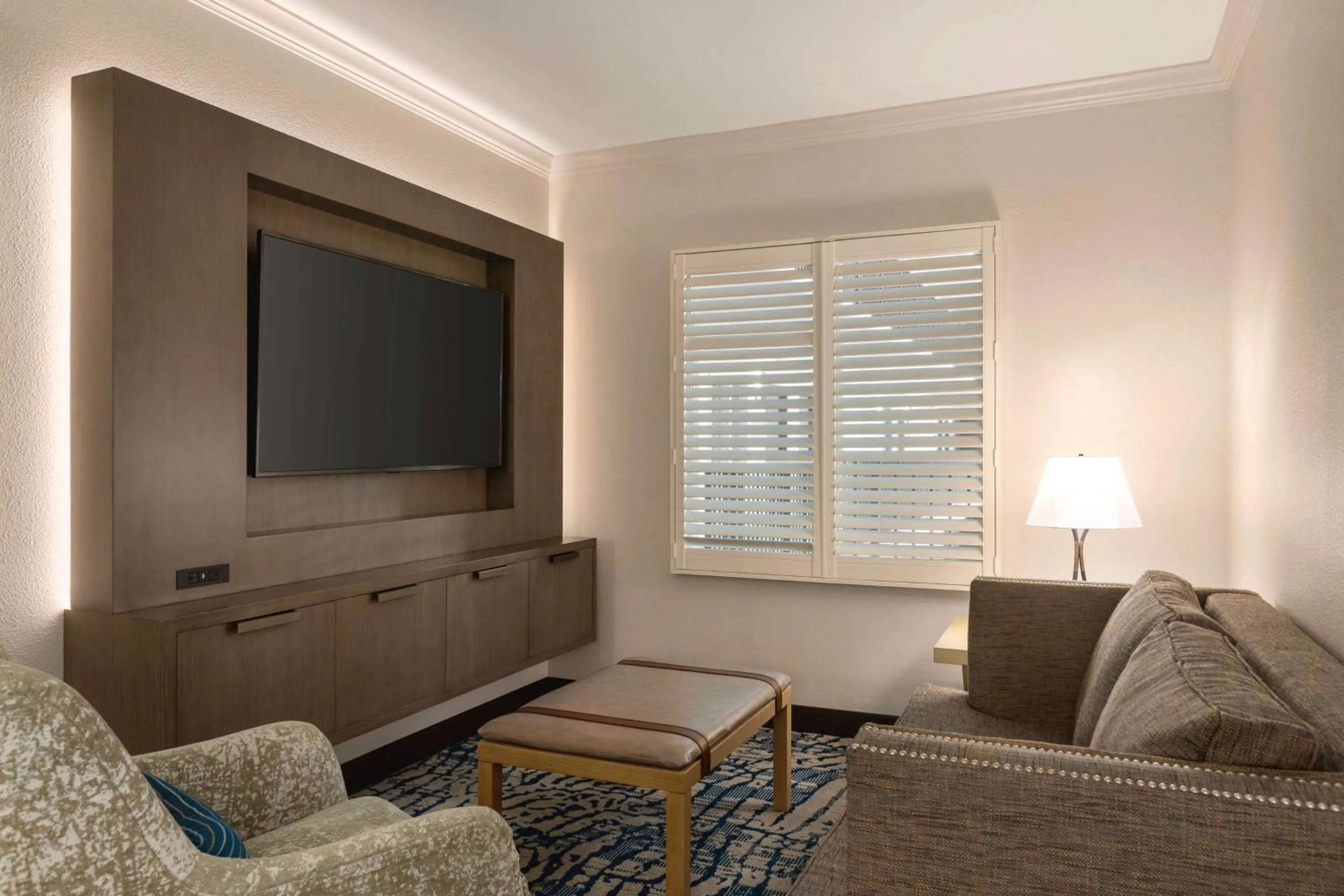Living room in Embassy Suites by Hilton Tampa Downtown Convention Center