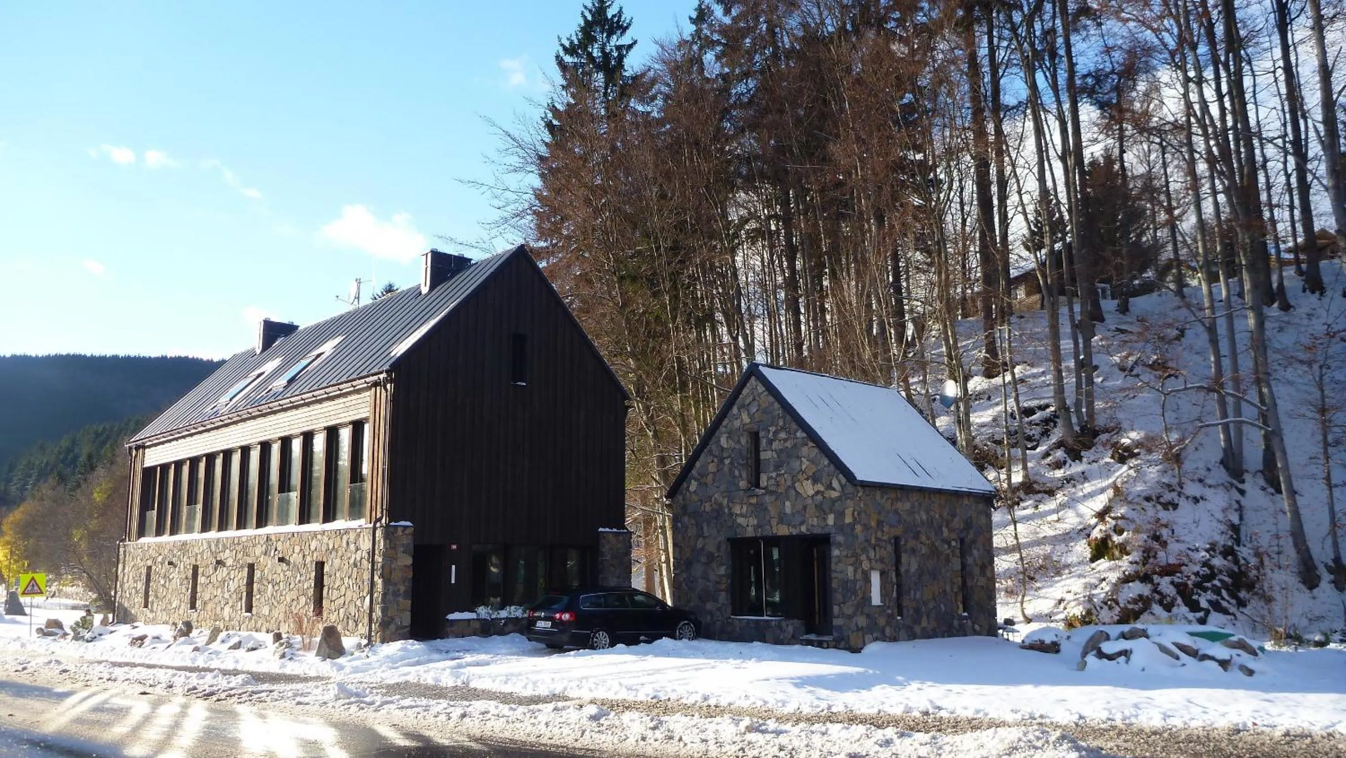 Facade/entrance in Krakonošova Dílna "WOODHAUS"