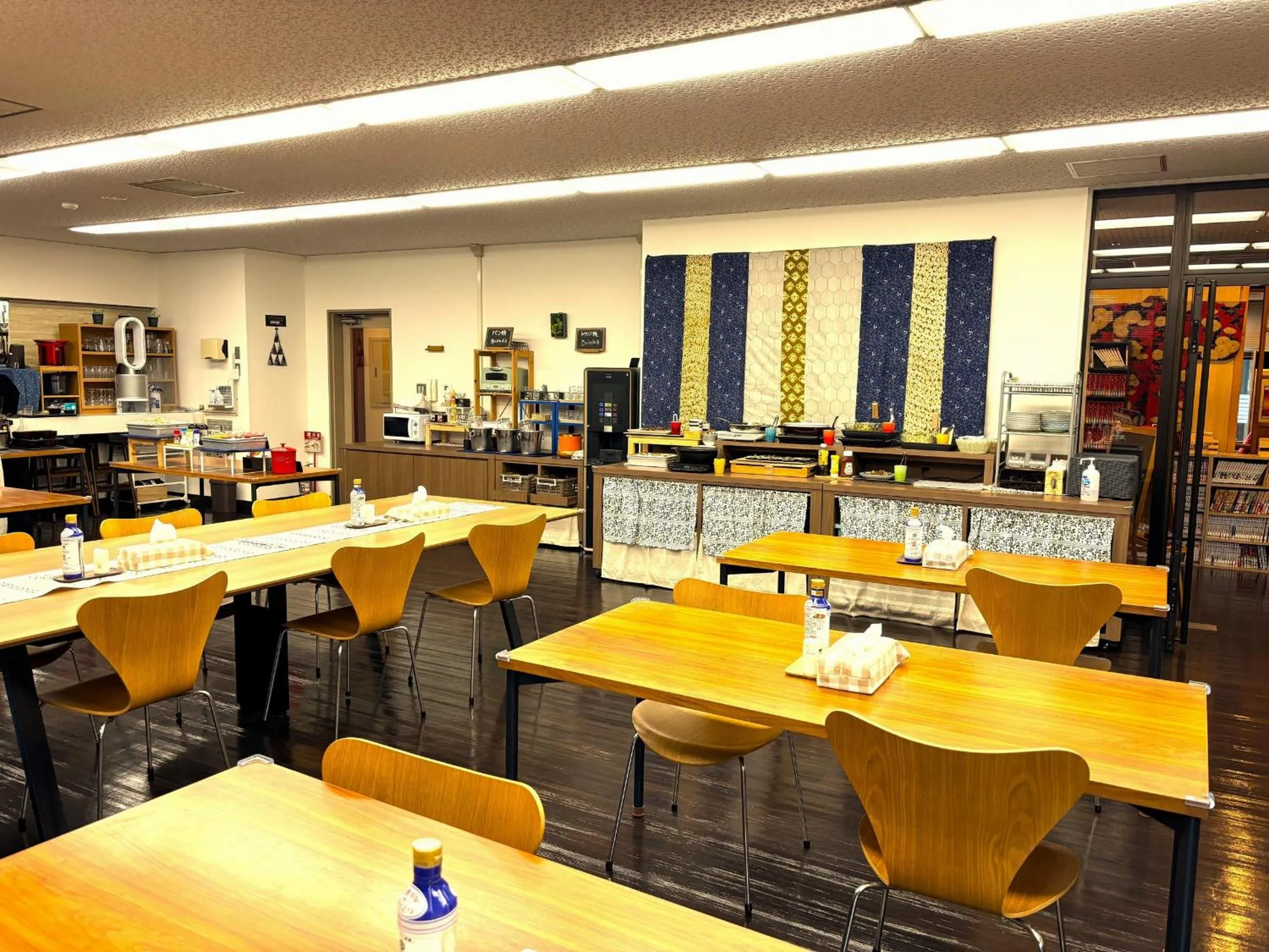 Restaurant/places to eat in Comfort stay Miyabi