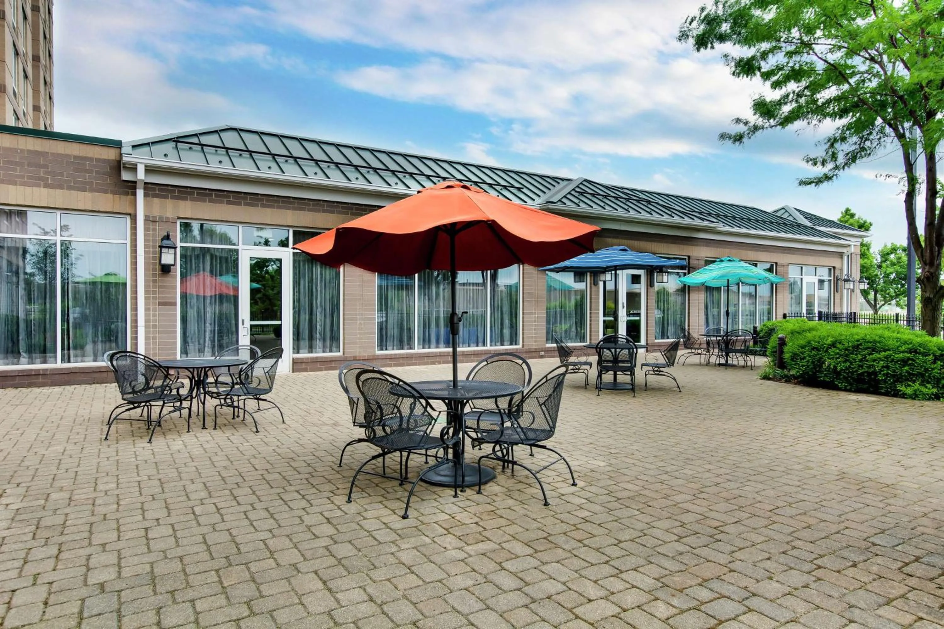 Patio in Hilton Garden Inn Louisville Airport