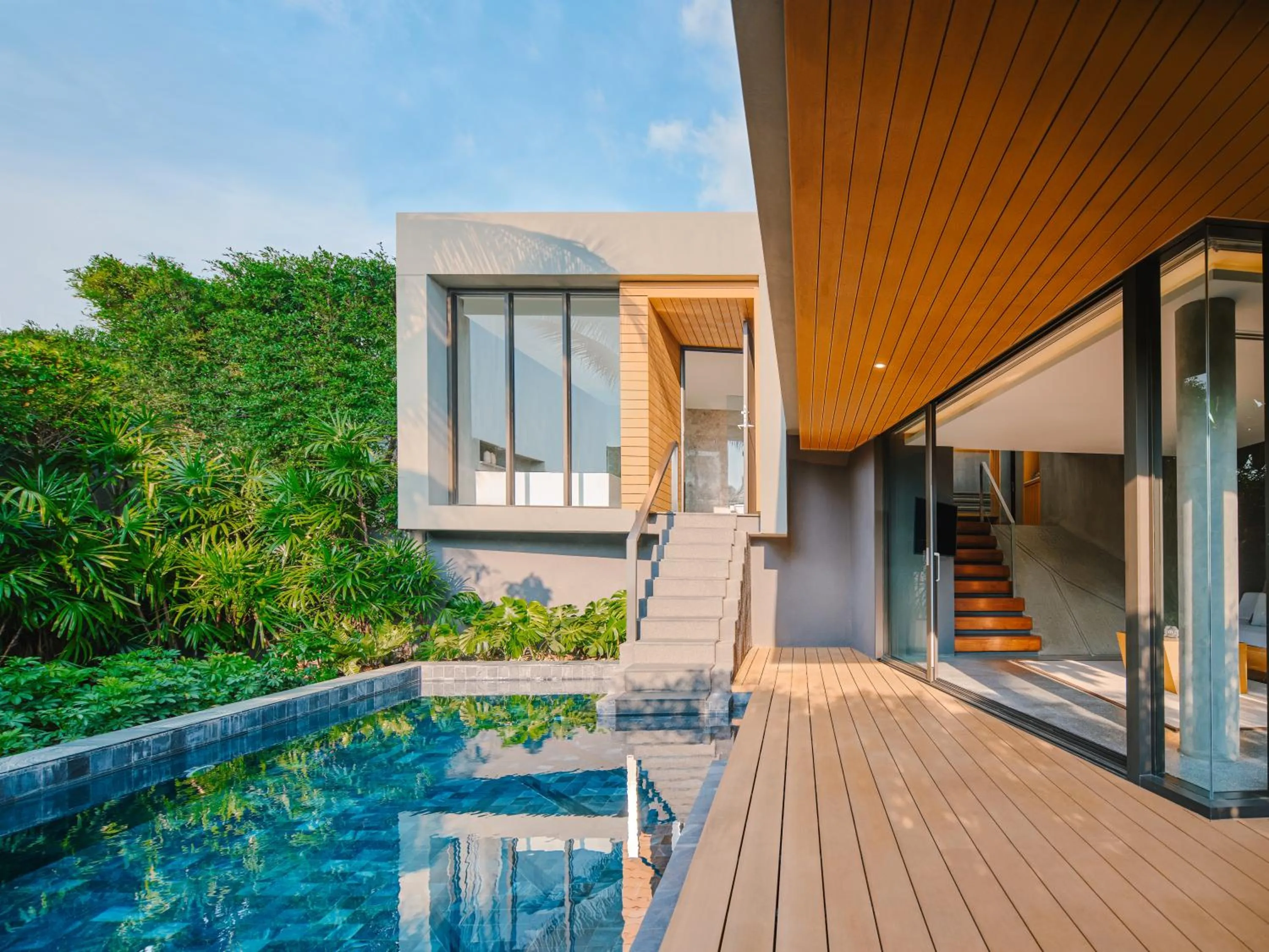 Swimming pool in MASON