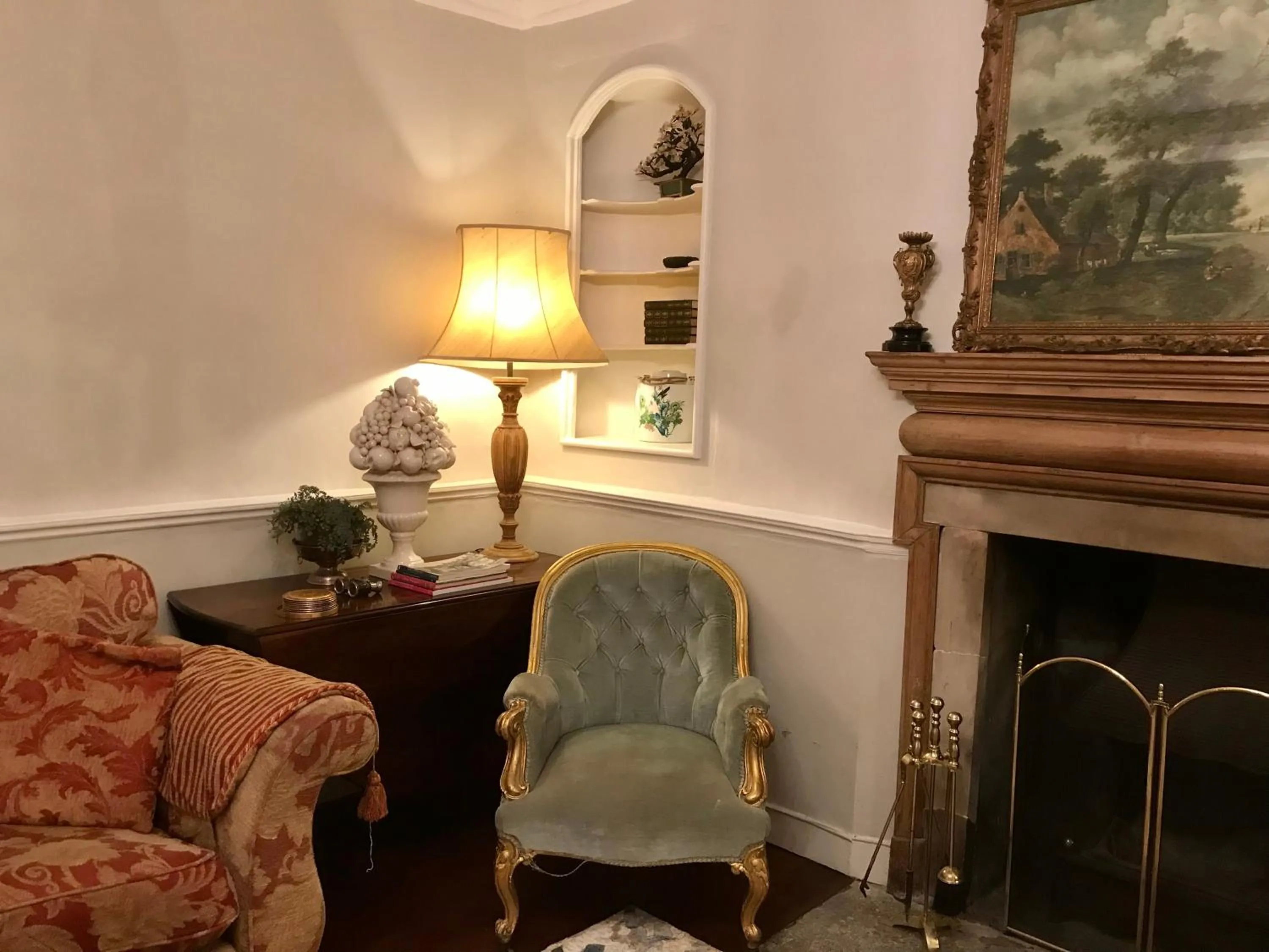 Living room in Buscot Manor