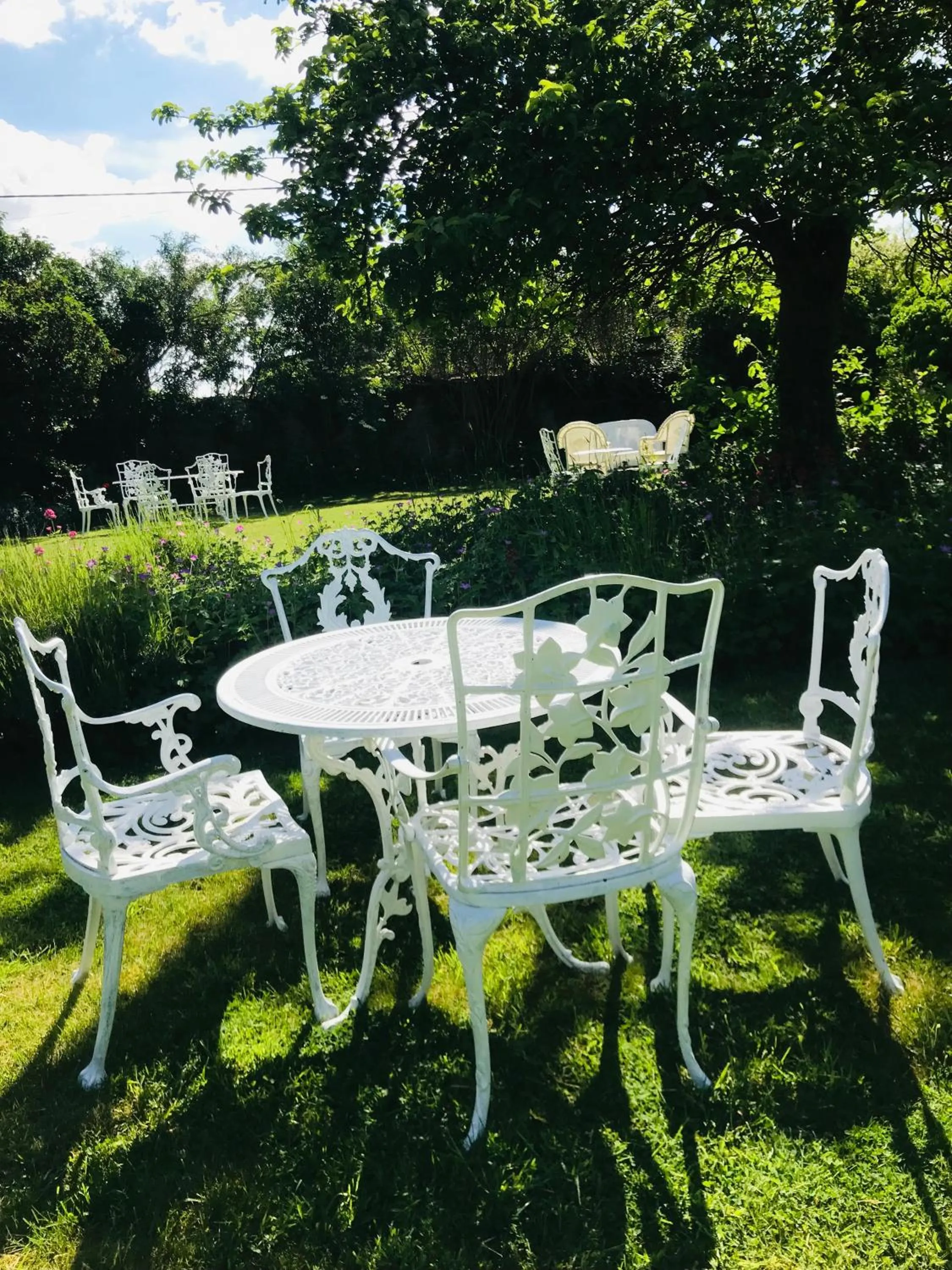 Garden in Buscot Manor