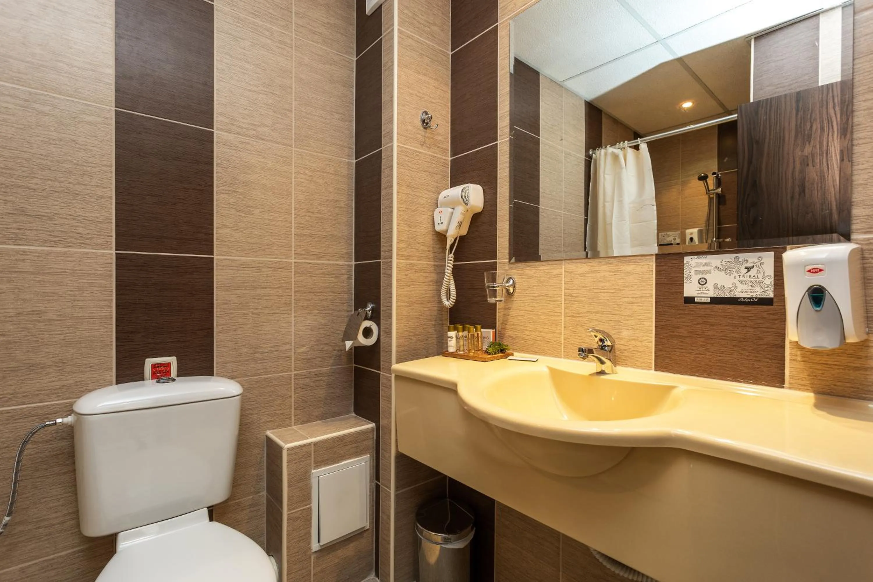 Bathroom in Hotel Mursalitsa by HMG - Half board