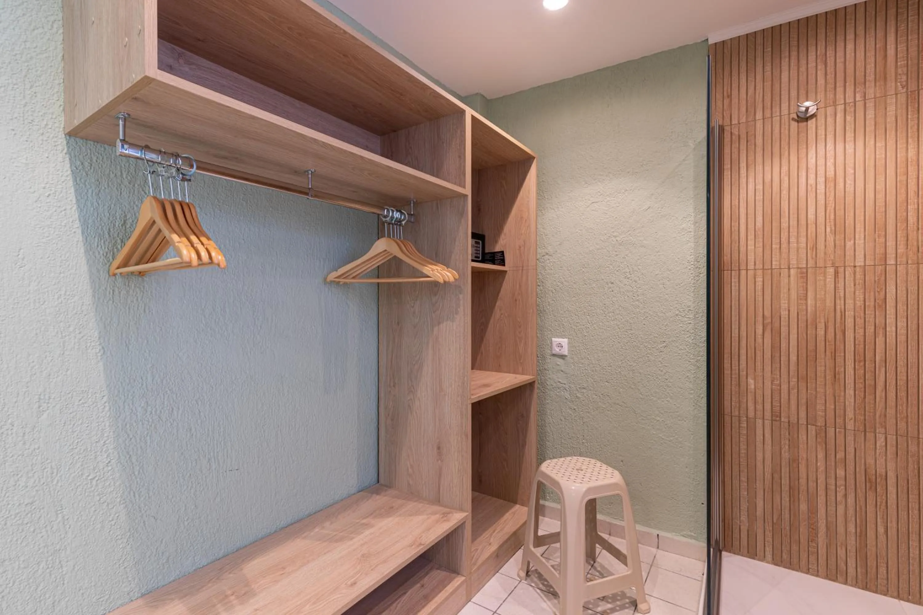 wardrobe in Triton Authentic Cretan Hotel