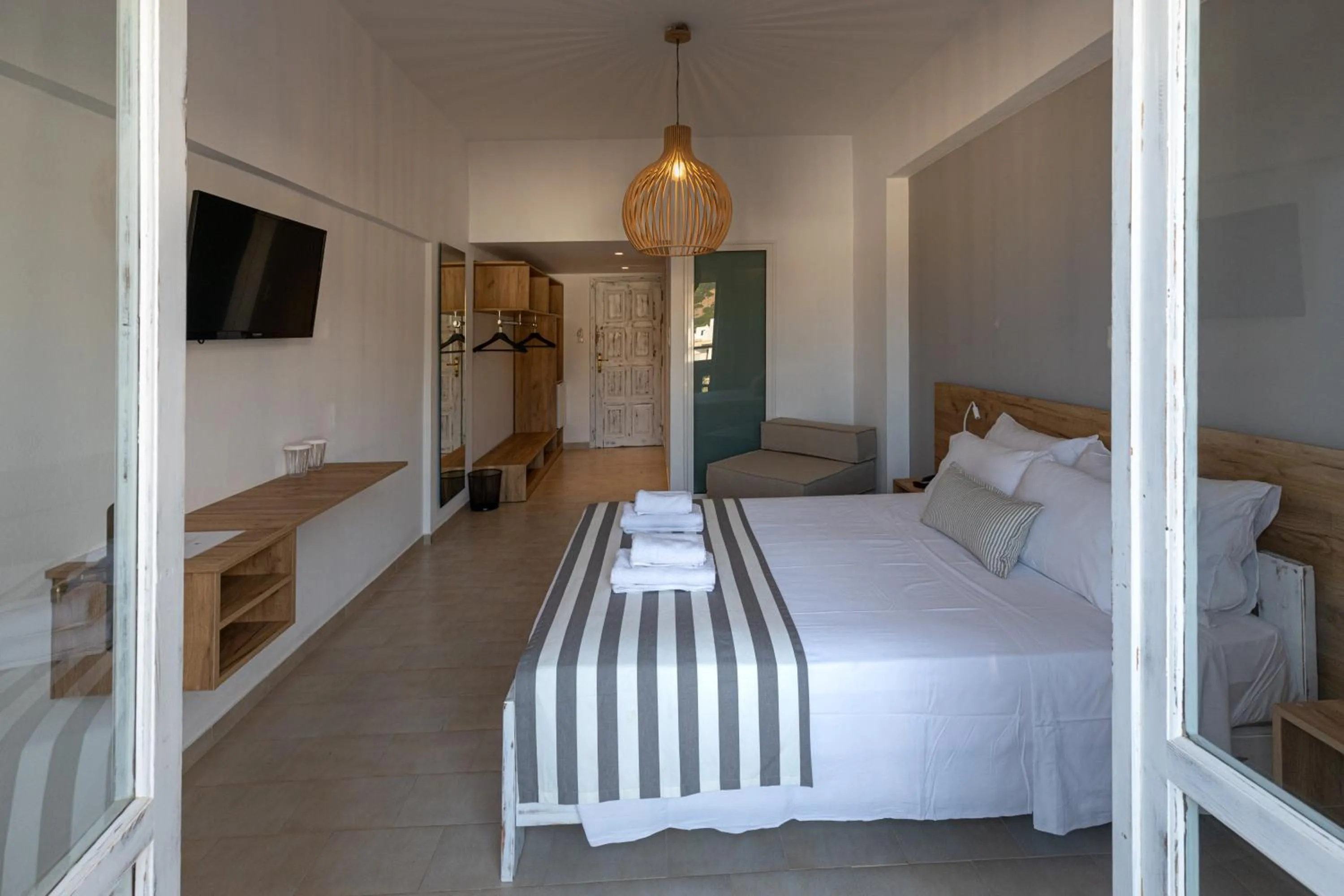 Bedroom, Bed in Triton Authentic Cretan Hotel