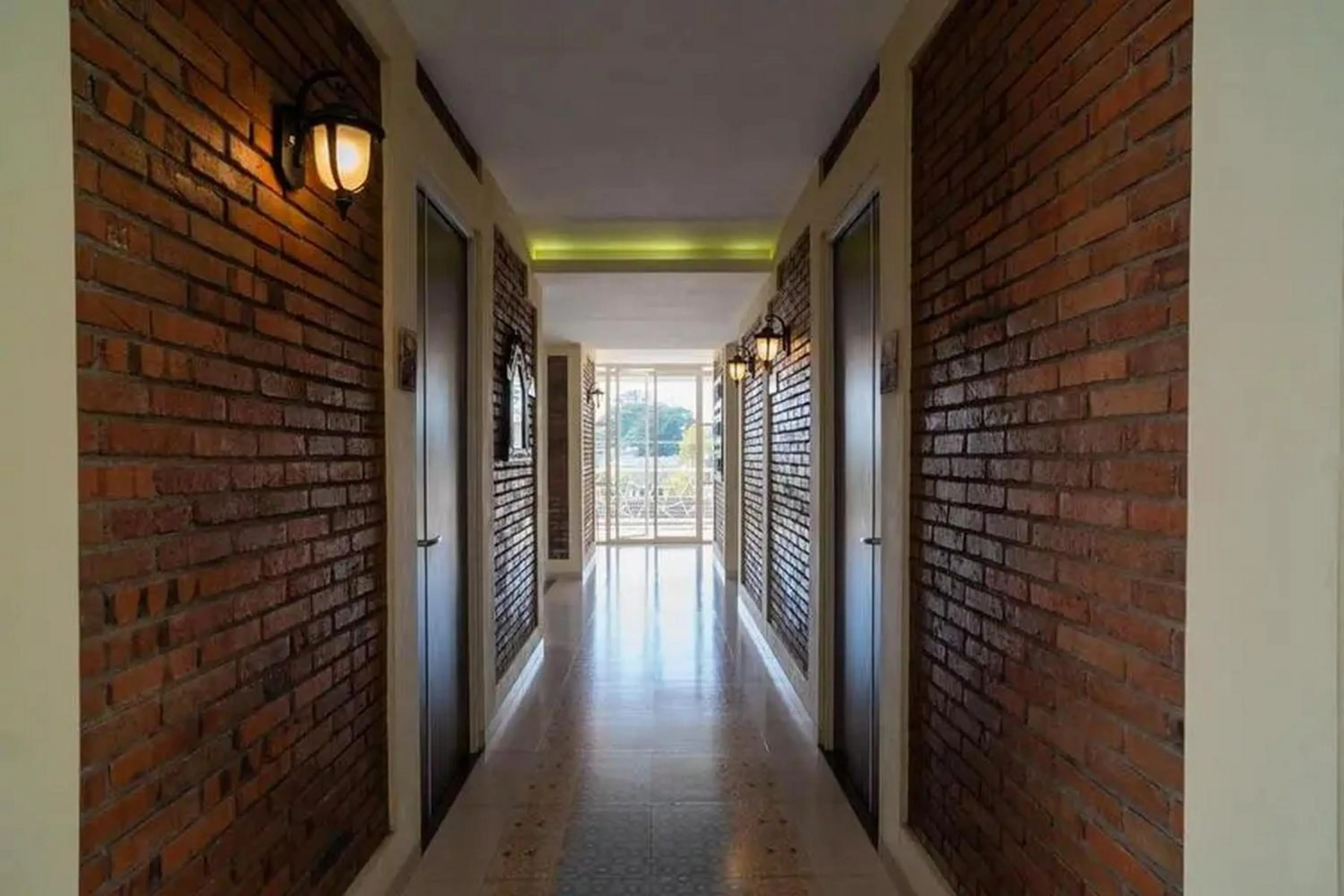 Property building in Urbanview Hotel Omah Anin Batu by RedDoorz