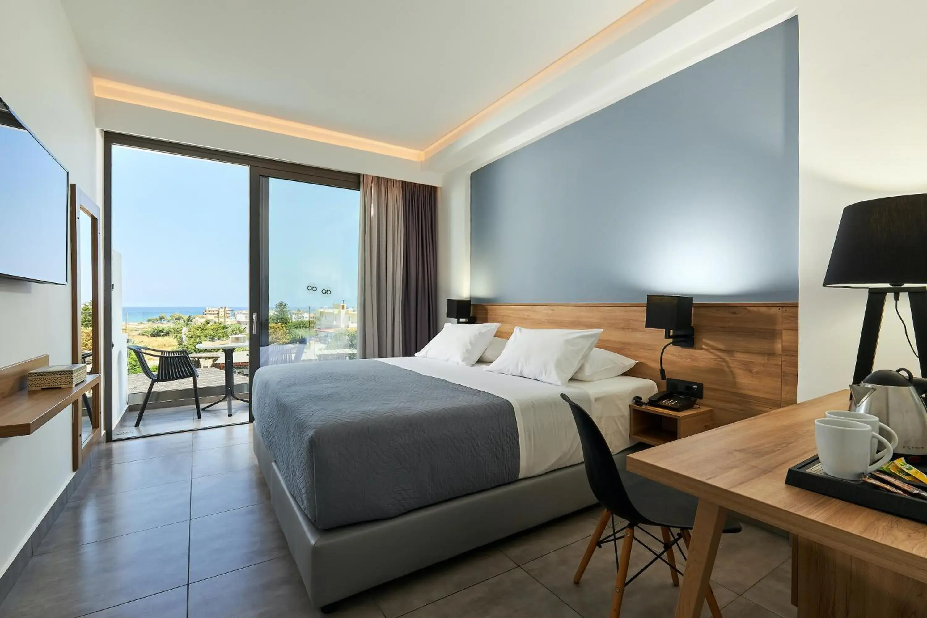 Superior Double Room - single occupancy in Sentido Amounda Bay Superior Double Room - single occupancy in Sentido Amounda Bay
