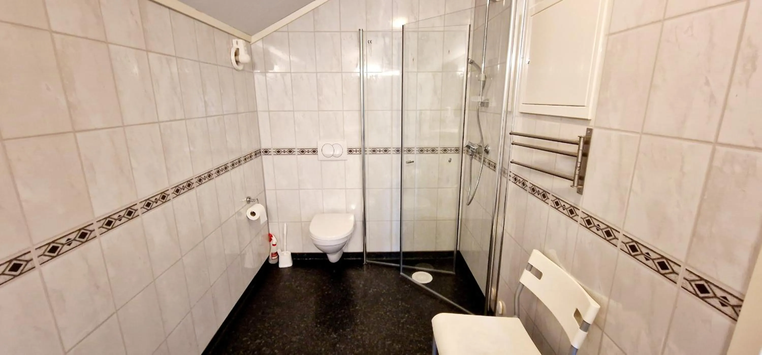 Shower in Sveastranda Camping