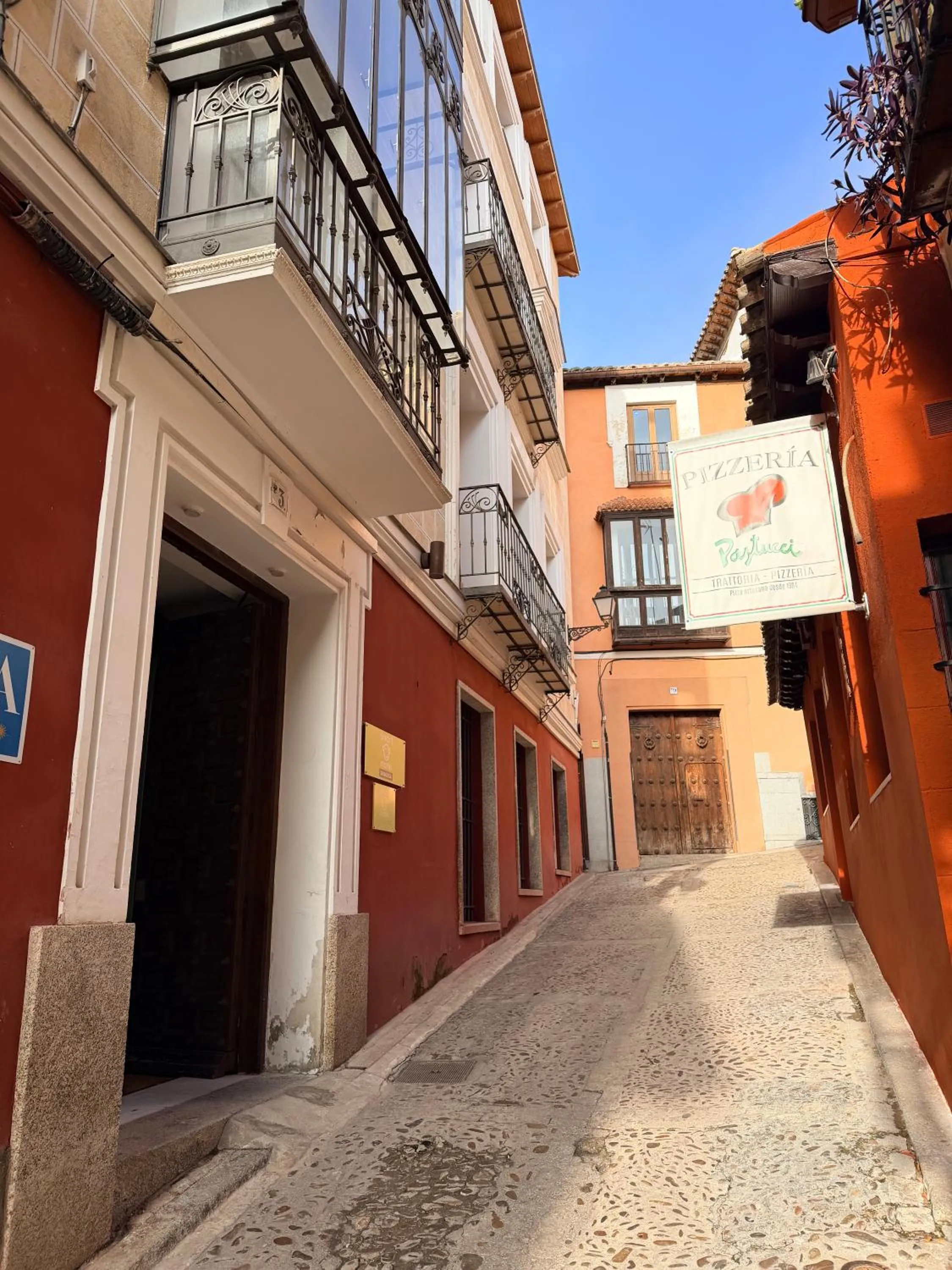 Smartmonki Sinagoga Entre la Catedral y Zocodover