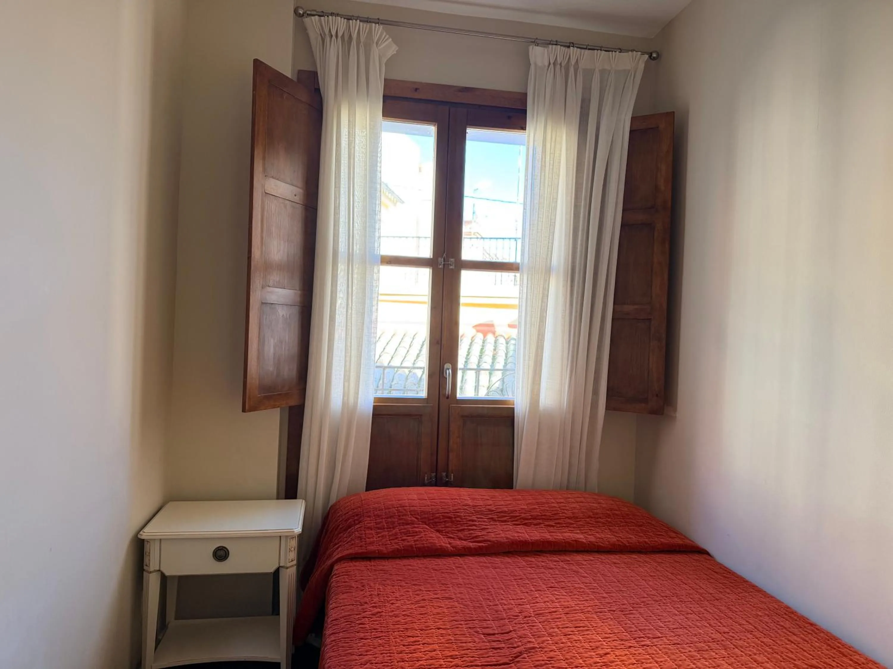 Bed in Smartmonki Sinagoga Entre la Catedral y Zocodover