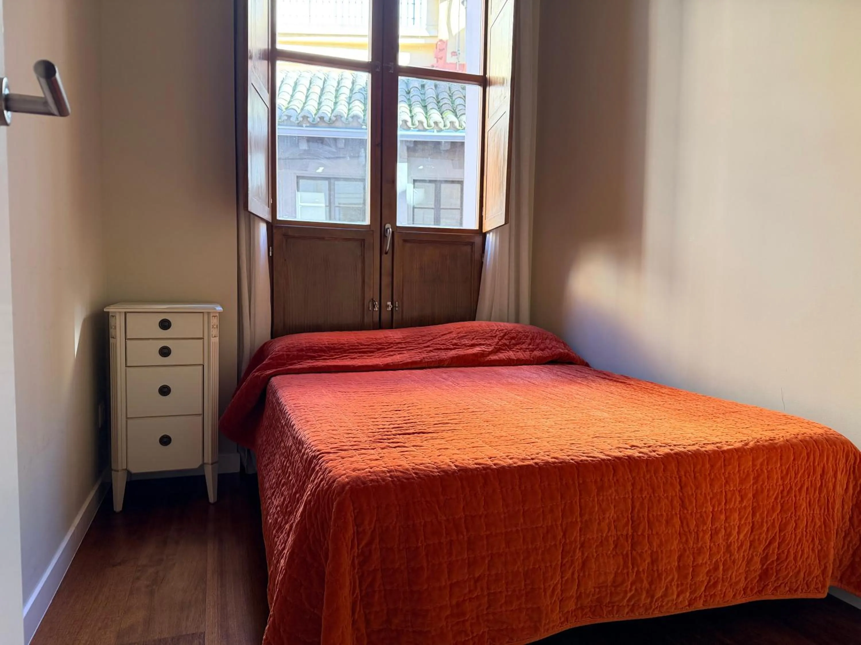 Bed in Smartmonki Sinagoga Entre la Catedral y Zocodover