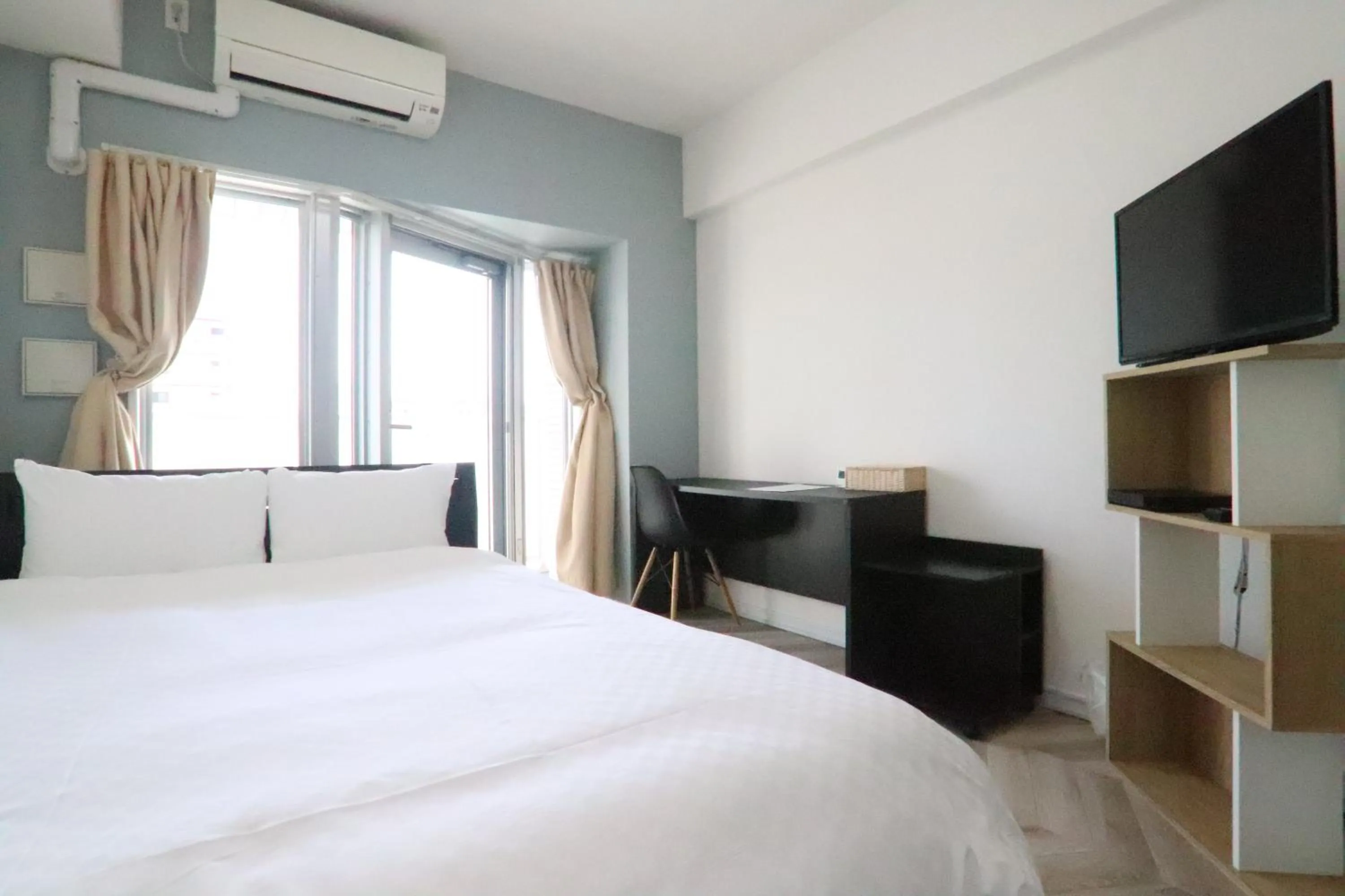 Bedroom, Bed in PG Kuromon