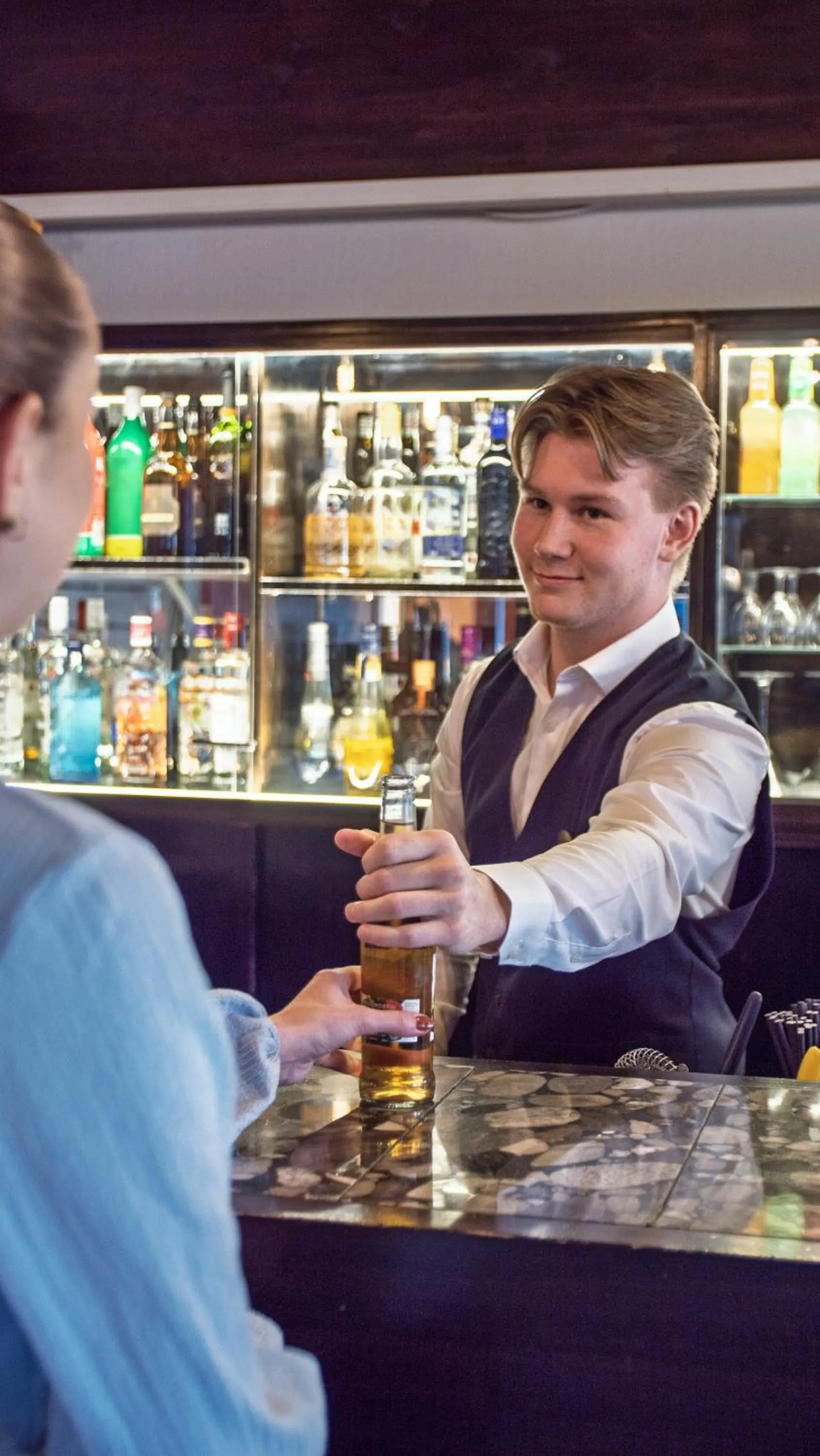 Lounge or bar in Honne Hotell