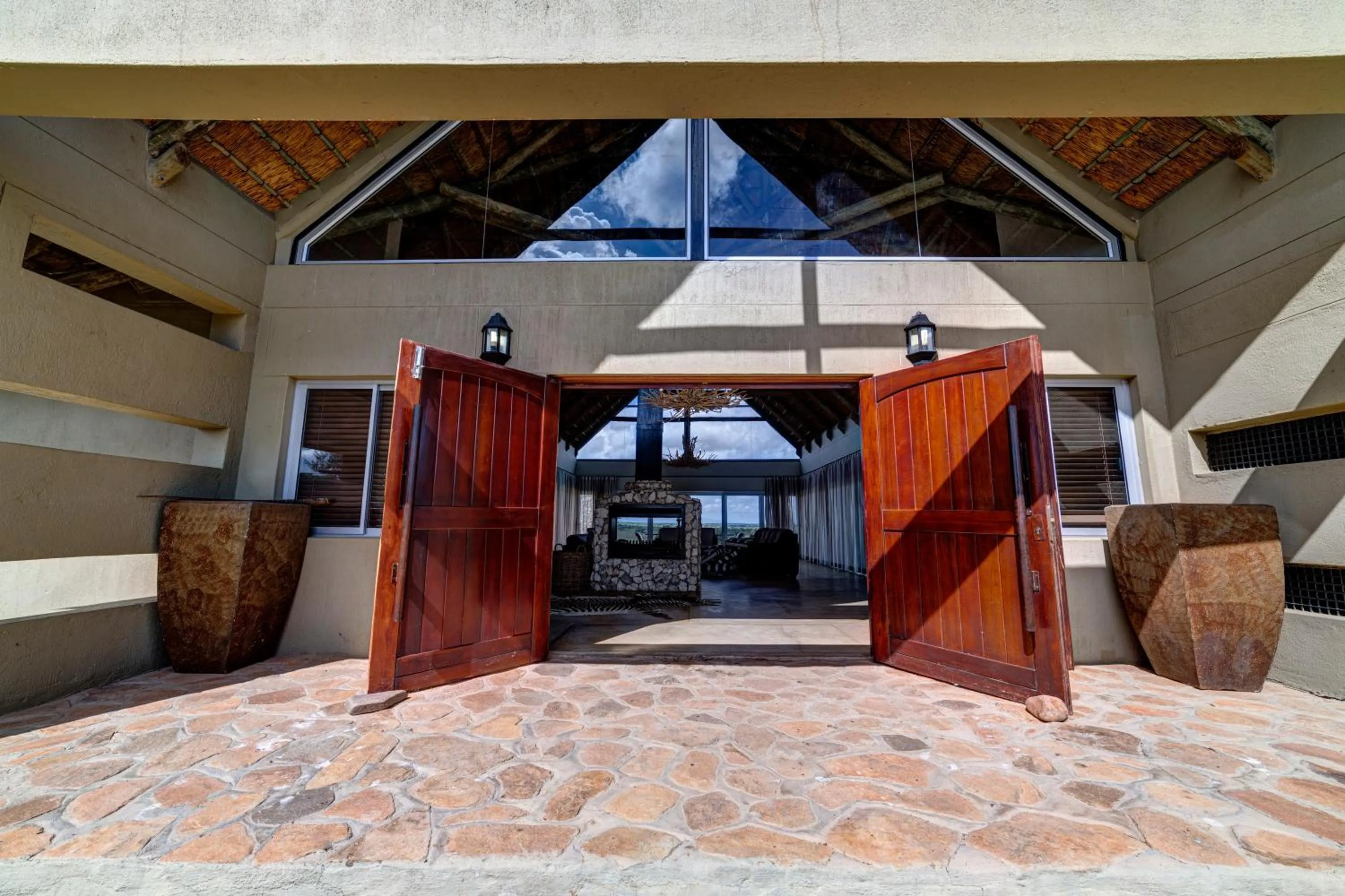 Facade/entrance in Naankuse Lodge