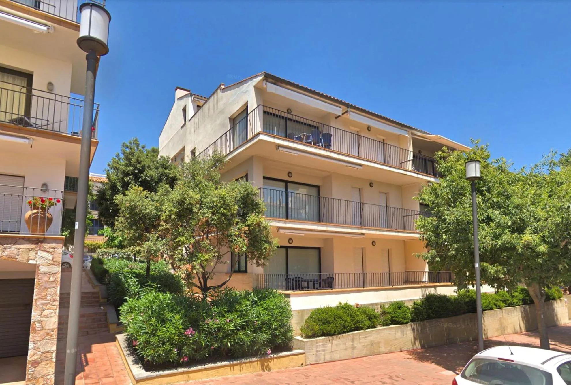 Property building in Canadell 2º 2ª