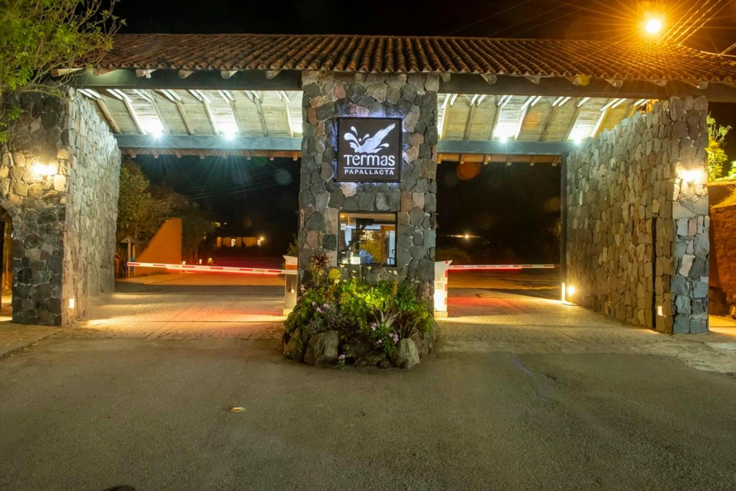 Facade/entrance in Termas de Papallacta