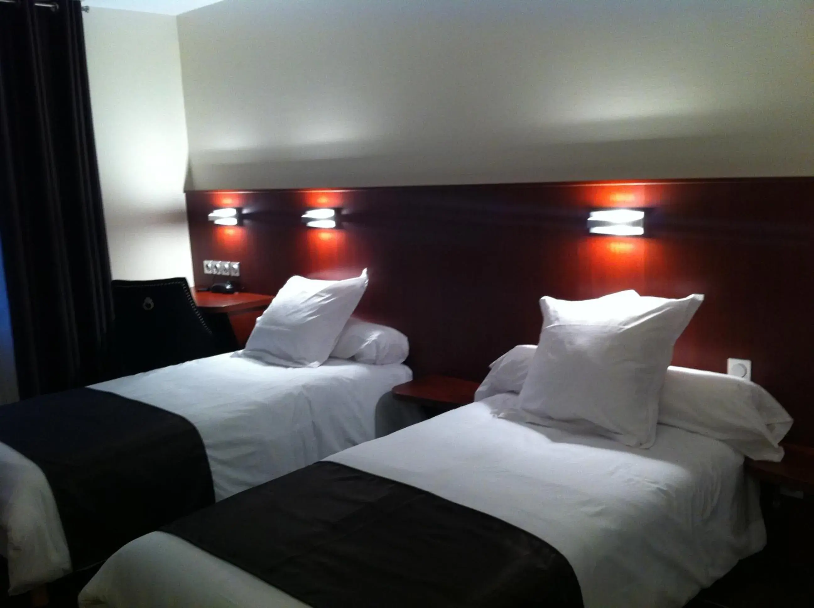 Bed in Hostellerie Del Matin Calme Bed in Hostellerie Del Matin Calme