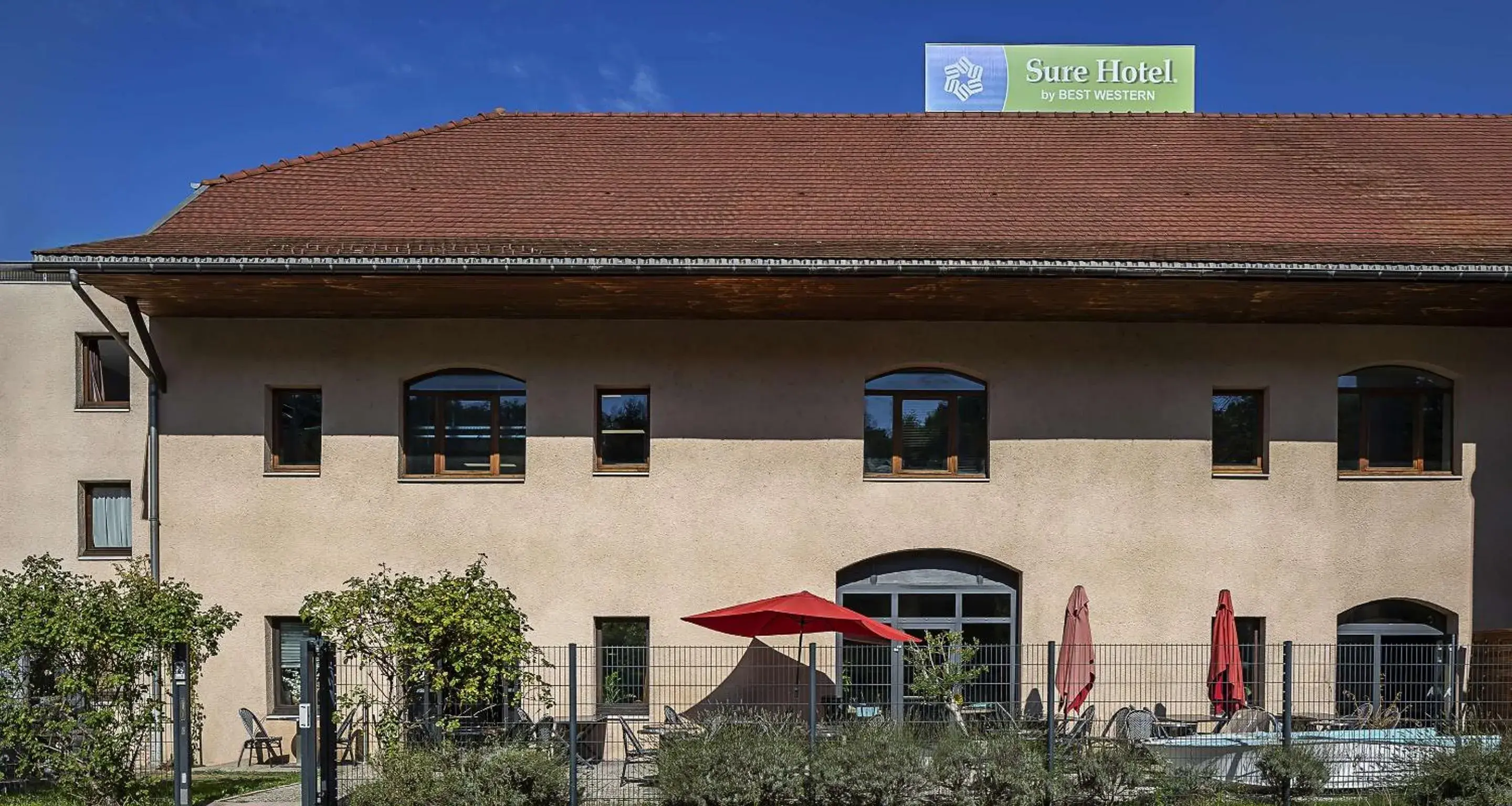 Property building in Sure Hotel by Best Western Annecy Property building in Sure Hotel by Best Western Annecy