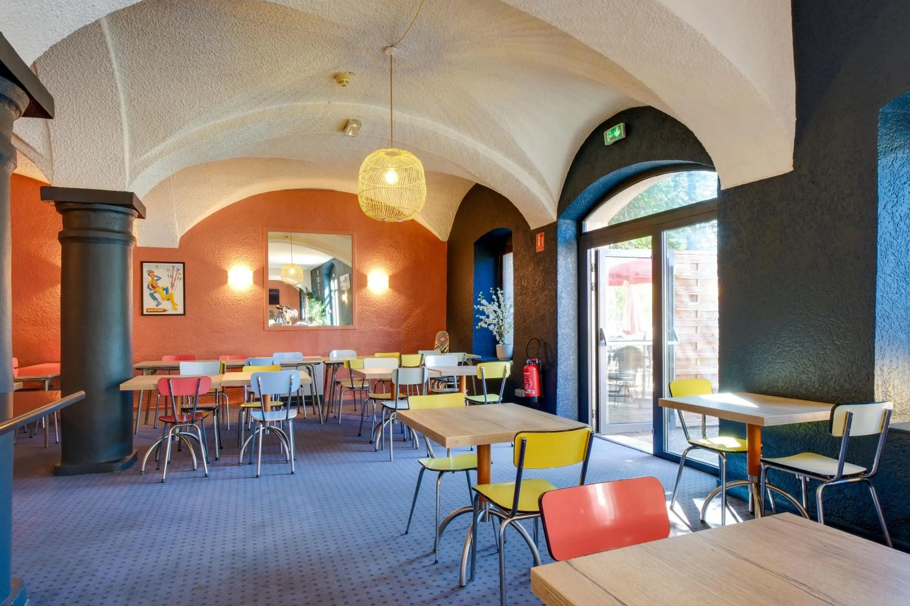 Restaurant/places to eat in Sure Hotel by Best Western Annecy