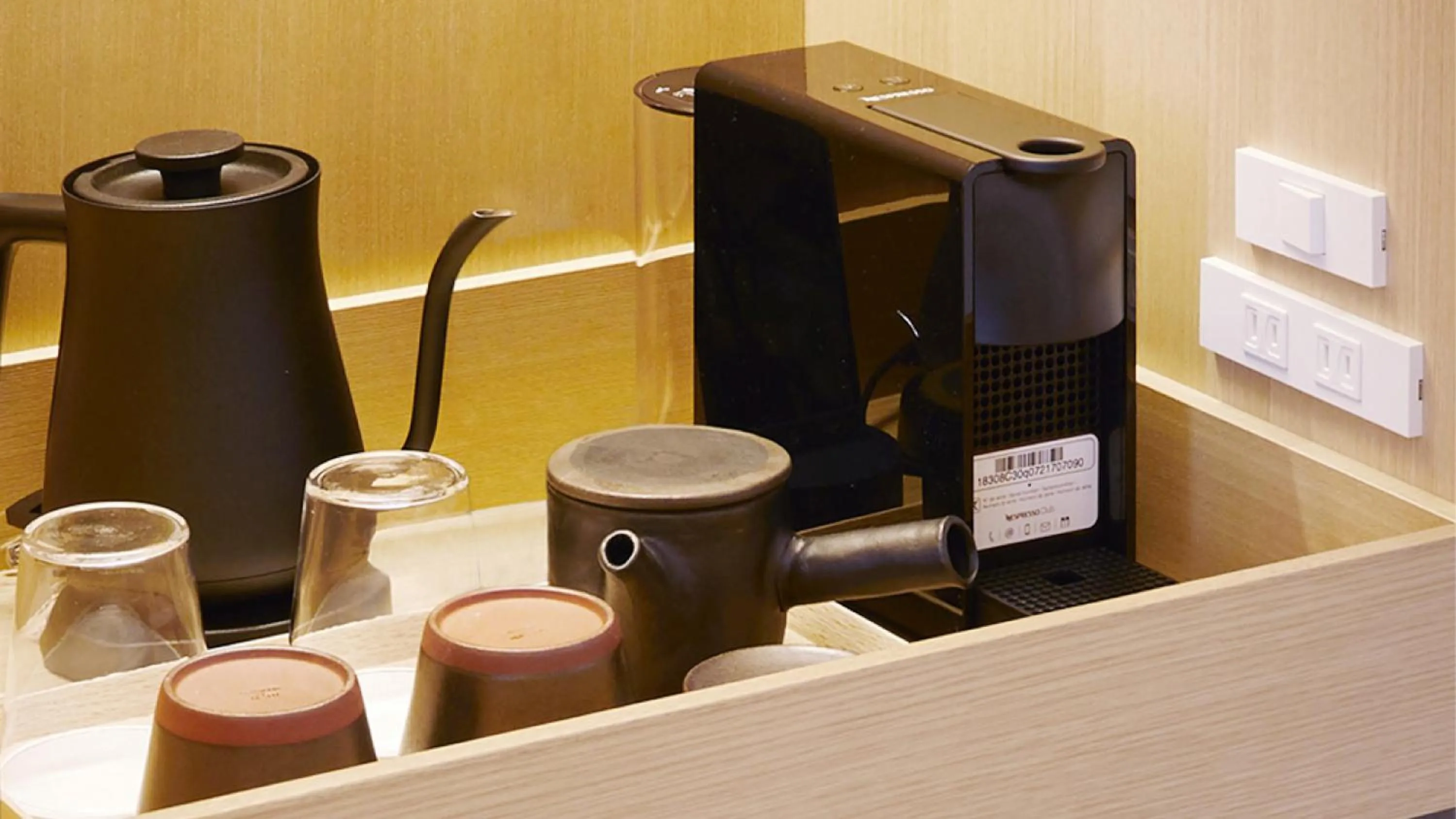 Coffee/tea facilities in TSUKI Tokyo