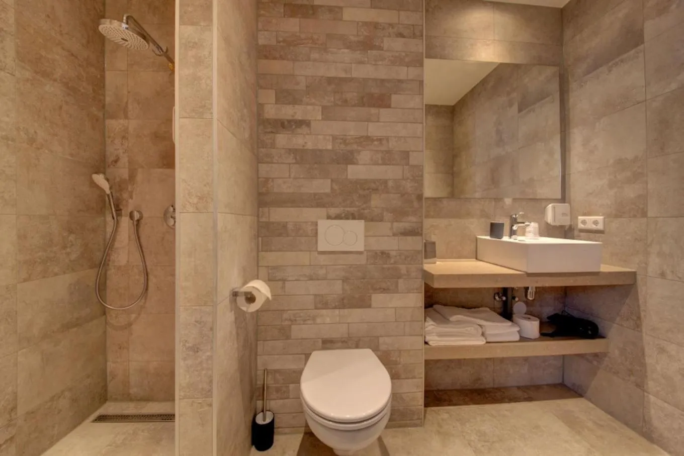 Bathroom in Hotel 't Peperhuys