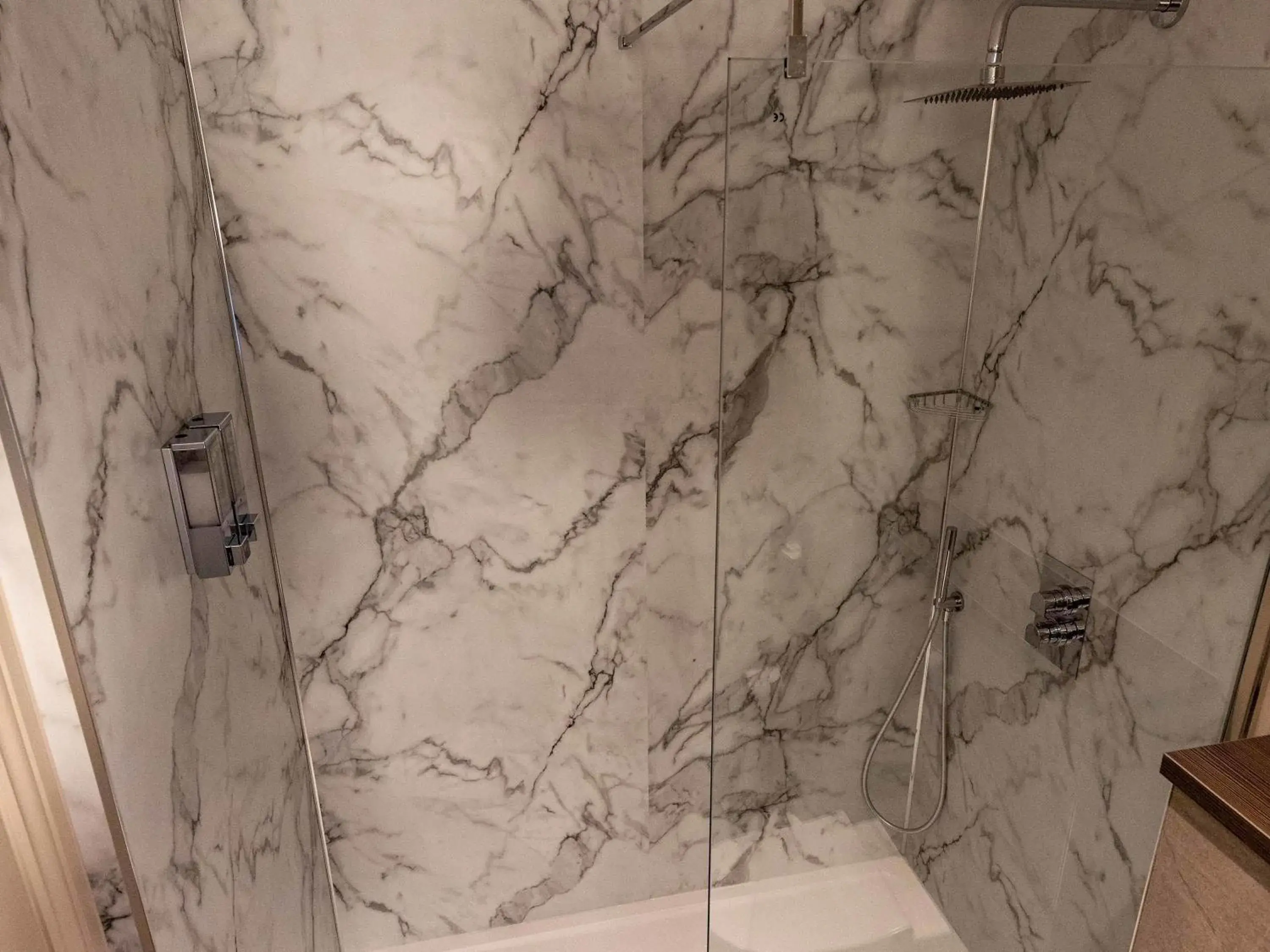 Bedroom in Mercure Milton Keynes Hotel Bedroom in Mercure Milton Keynes Hotel