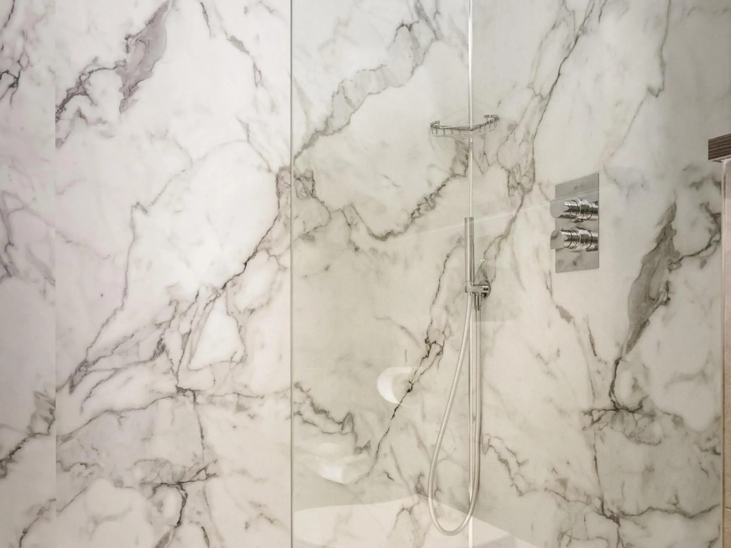 Bedroom in Mercure Milton Keynes Hotel Bedroom in Mercure Milton Keynes Hotel