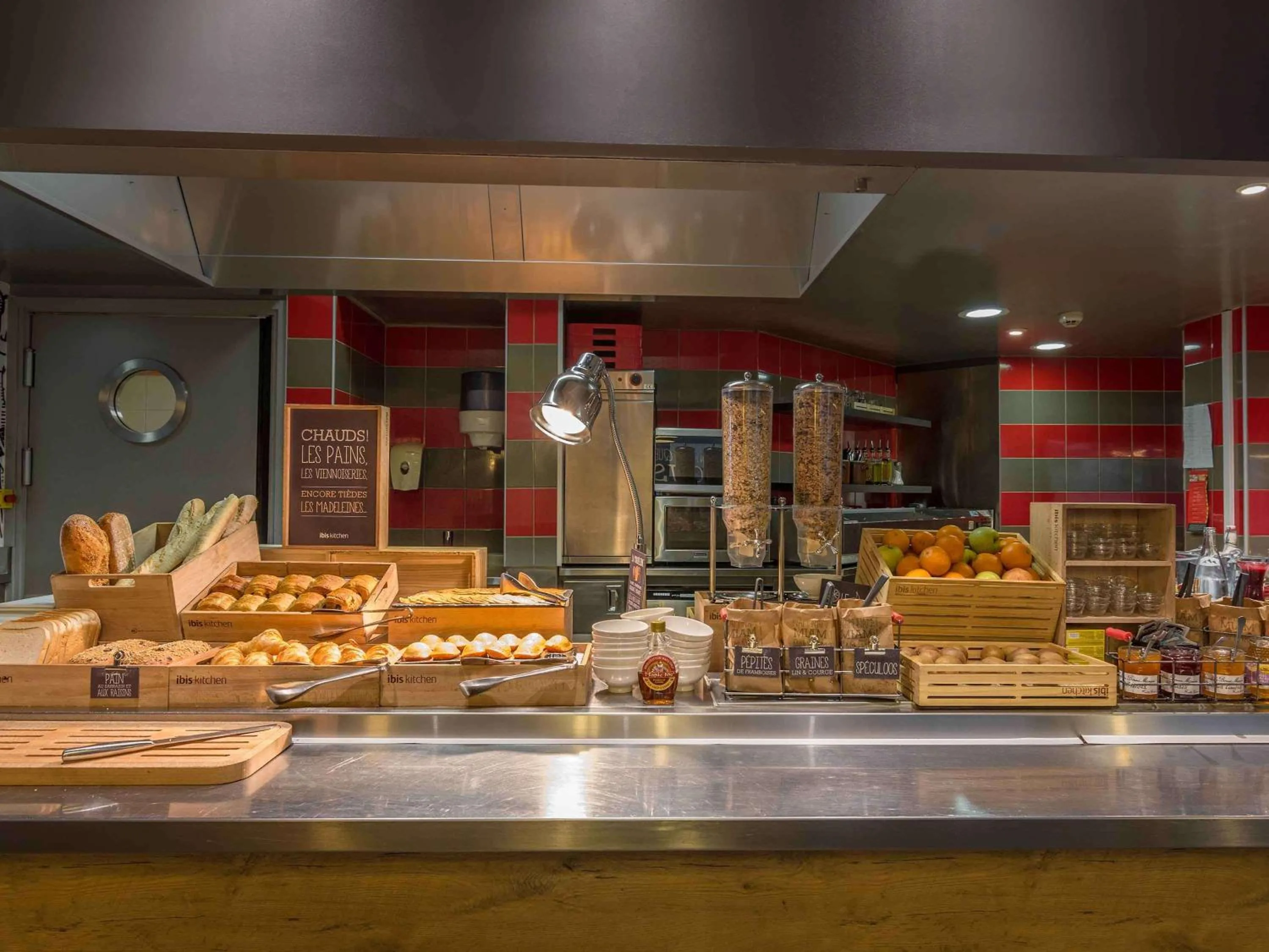 Restaurant/places to eat in ibis Dunkerque