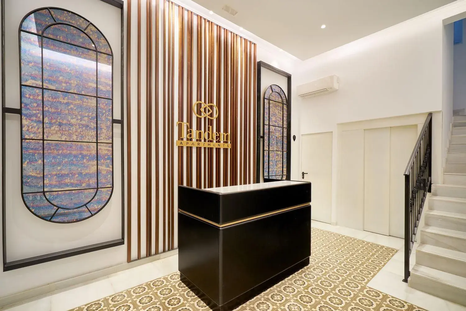 Lobby or reception in Tandem Soho Suites Lobby or reception in Tandem Soho Suites